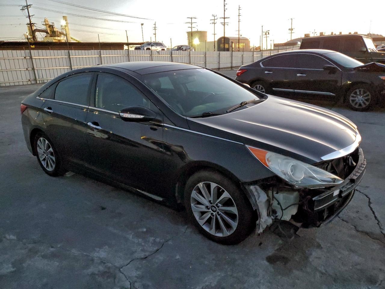 2014 HYUNDAI SONATA