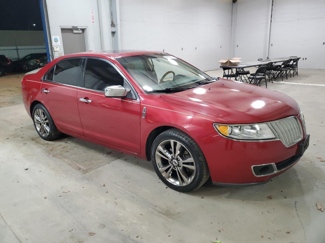 2012 LINCOLN MKZ