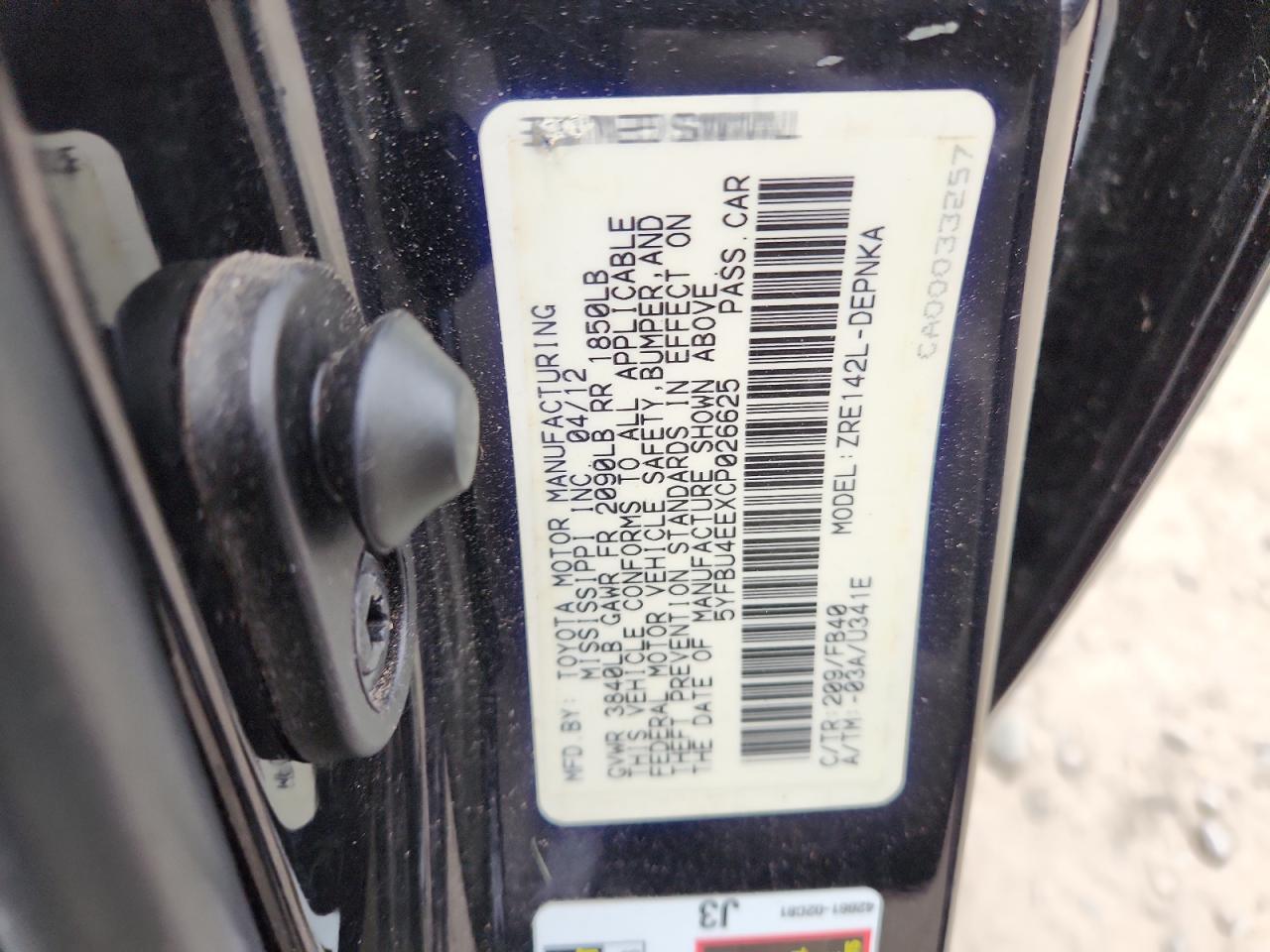 2012 TOYOTA COROLLA