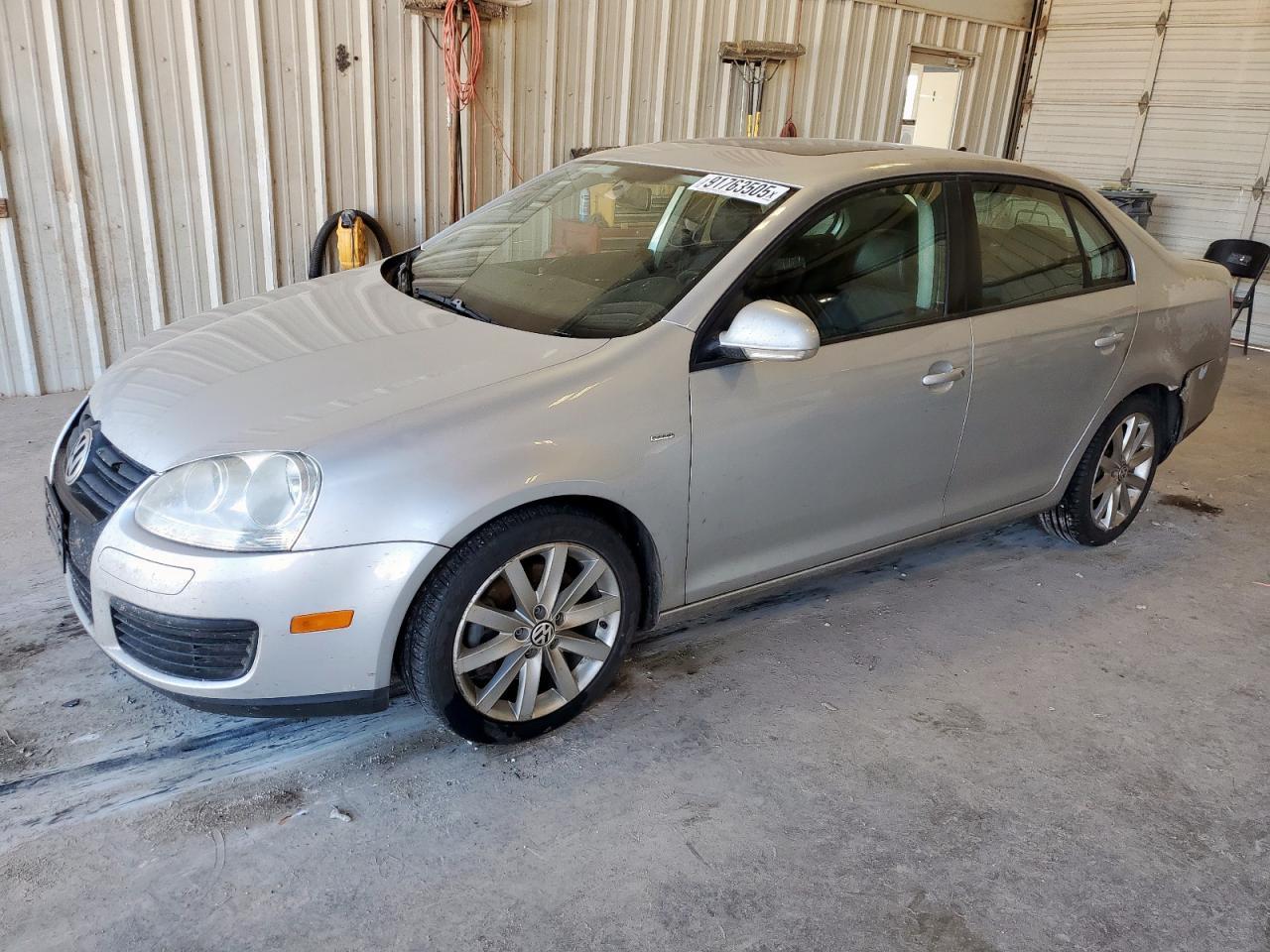 2010 VOLKSWAGEN JETTA