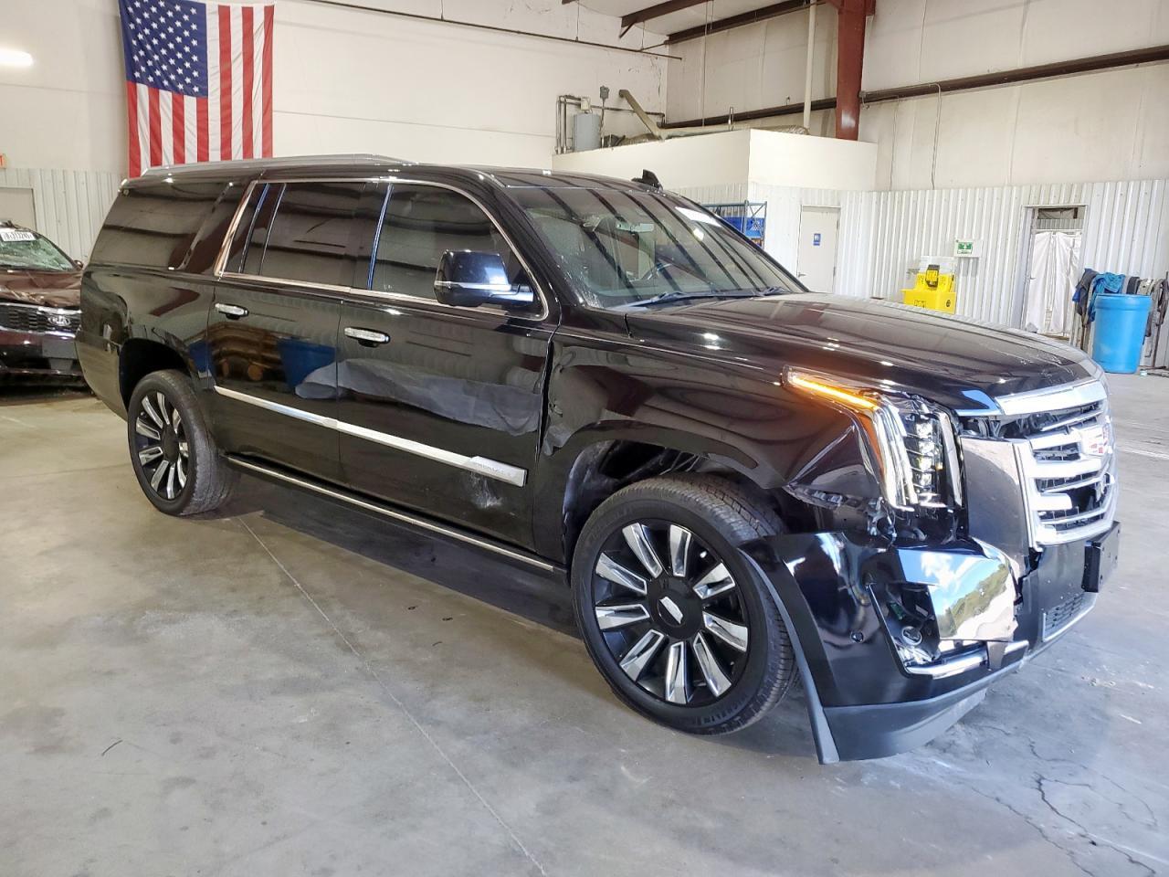 2018 CADILLAC Escalade ESV
