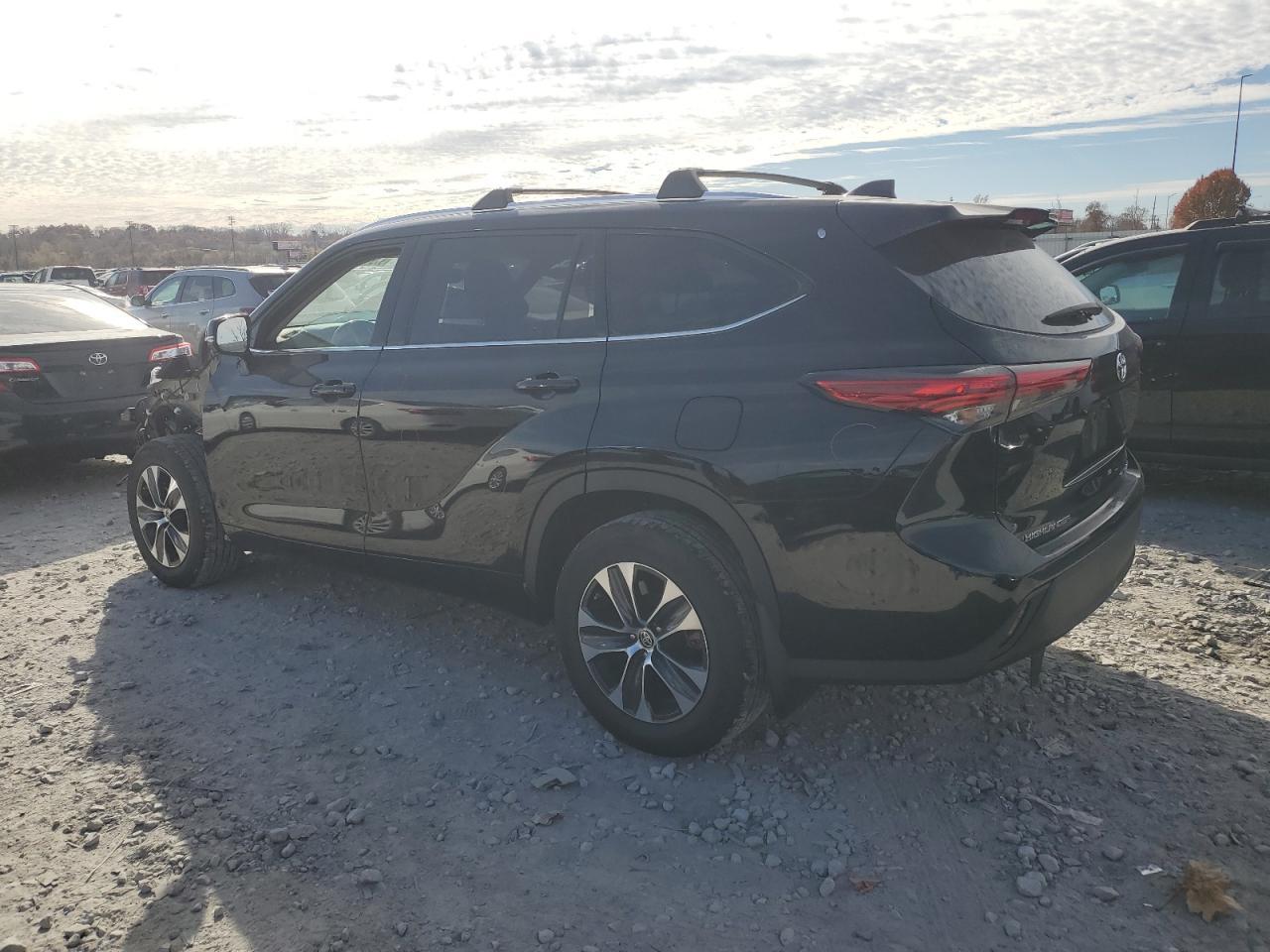 2021 TOYOTA HIGHLANDER