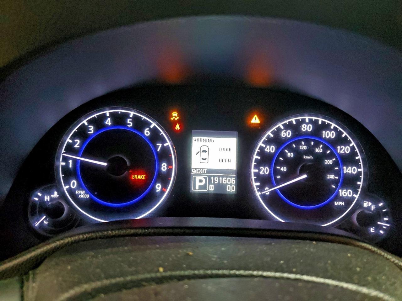 2012 INFINITI G37