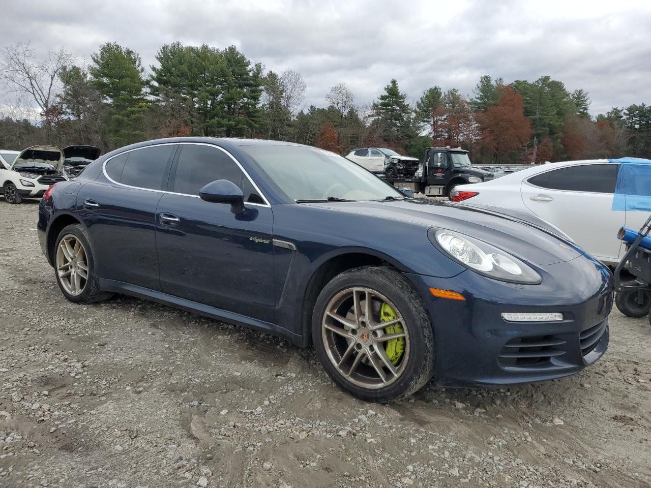 2014 PORSCHE Panamera