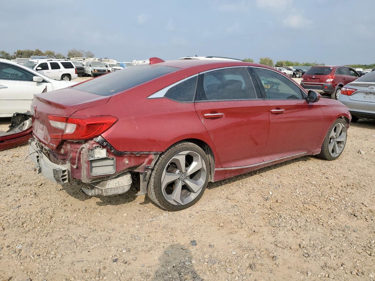 2018 HONDA ACCORD