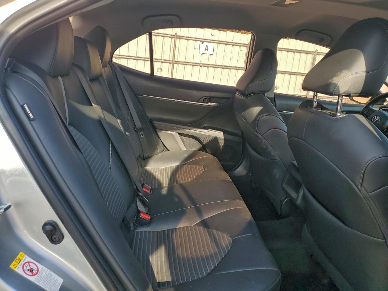 2018 TOYOTA CAMRY