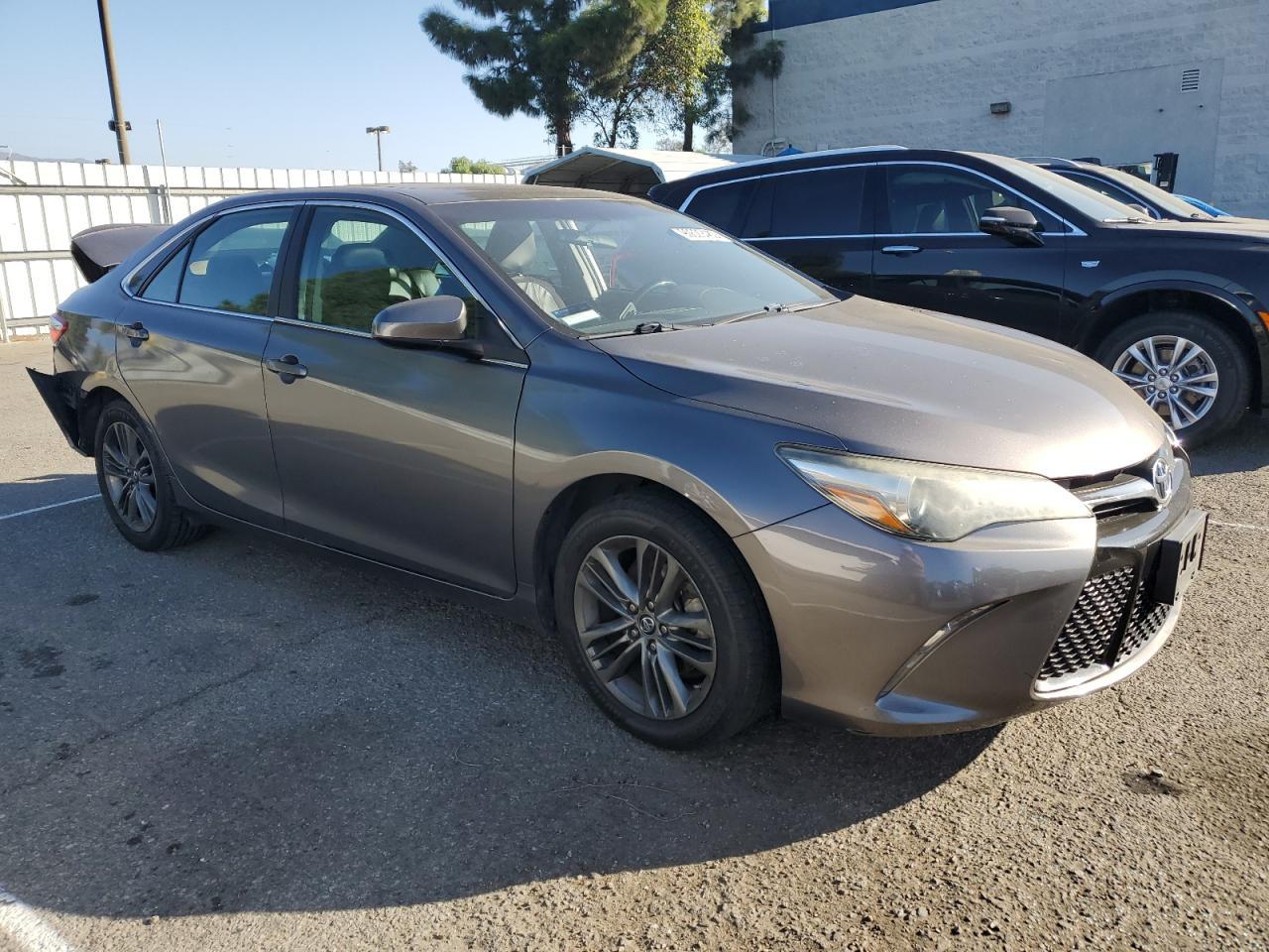 2017 TOYOTA CAMRY