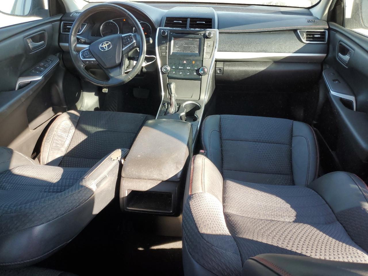 2015 TOYOTA CAMRY