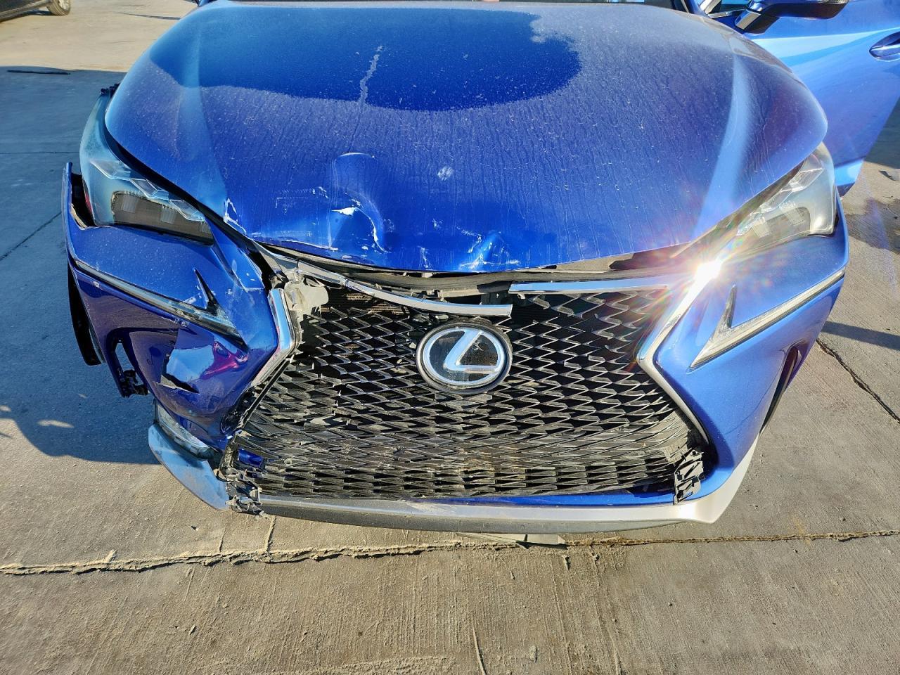 2015 LEXUS NX 200T