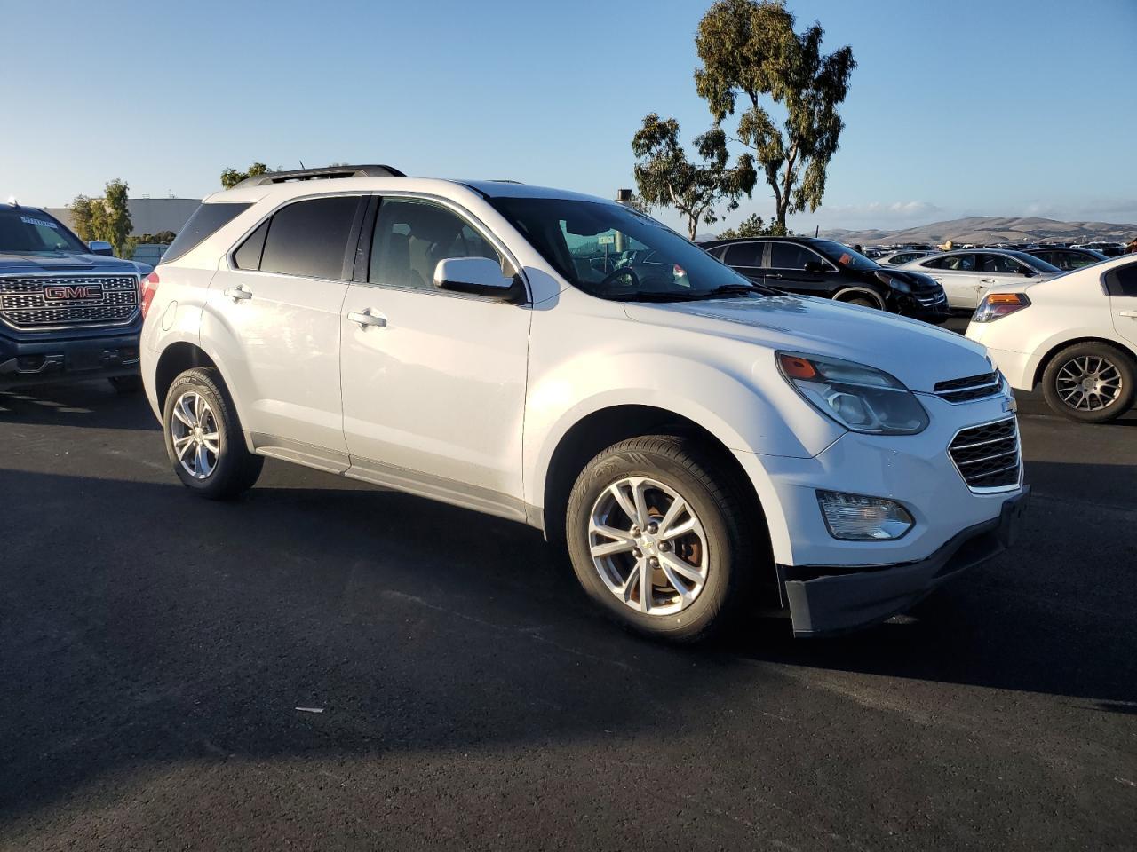 2017 CHEVROLET EQUINOX