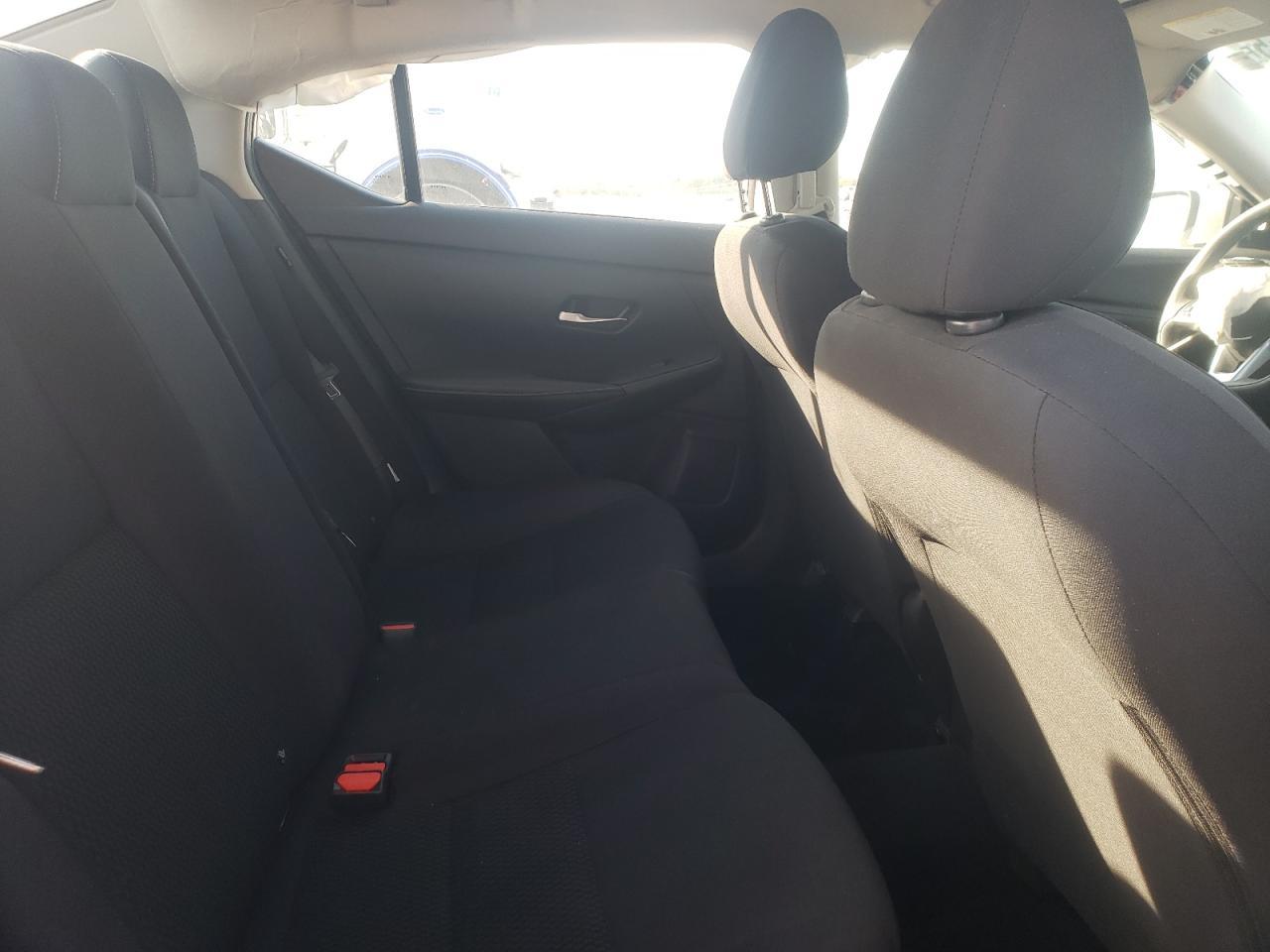 2022 NISSAN SENTRA