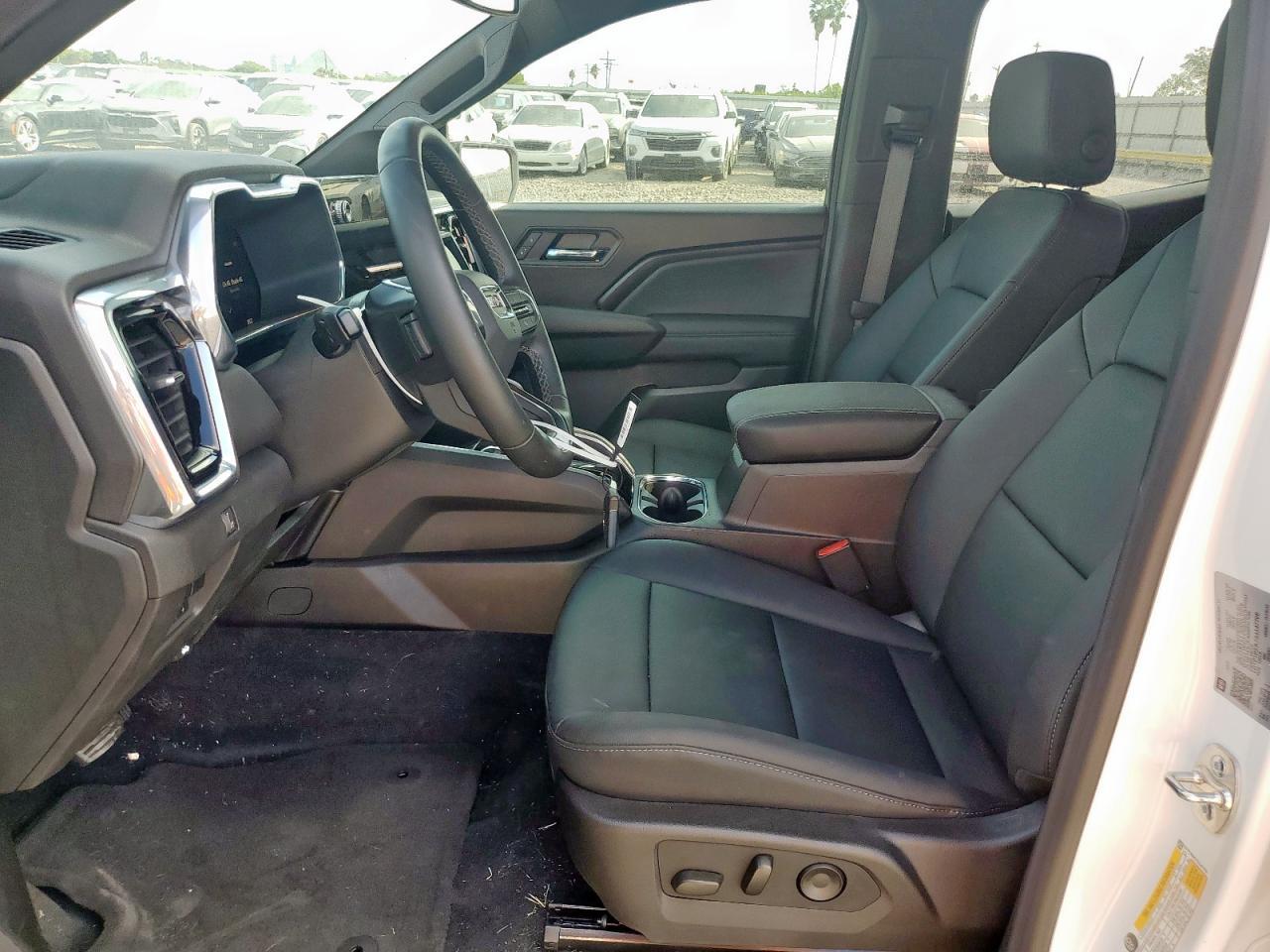 2025 GMC CANYON