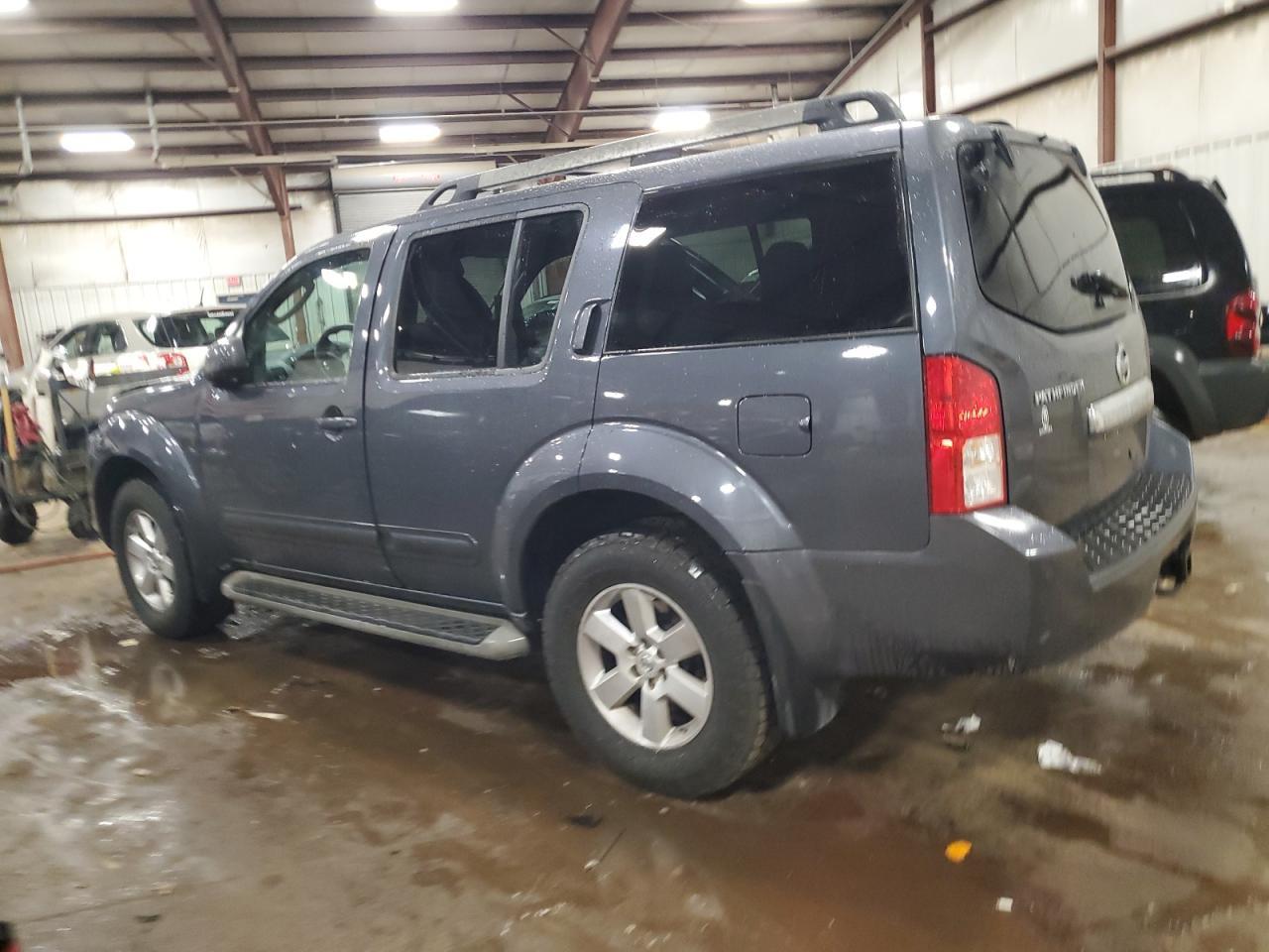2012 NISSAN PATHFINDER