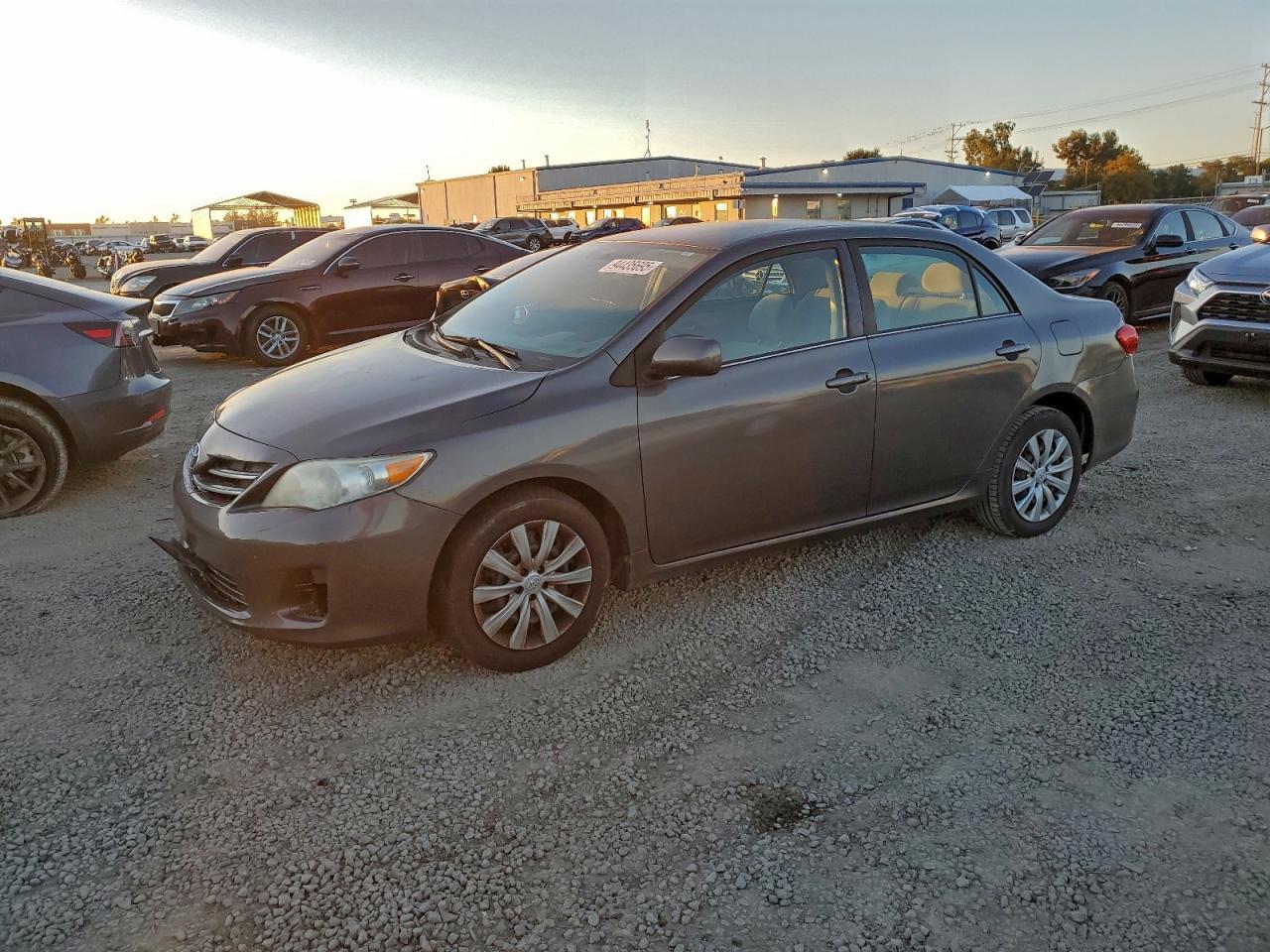 2013 TOYOTA COROLLA