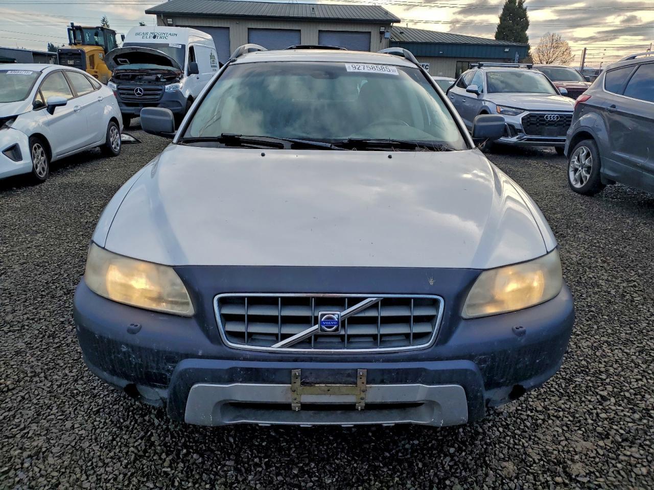 2006 VOLVO XC70
