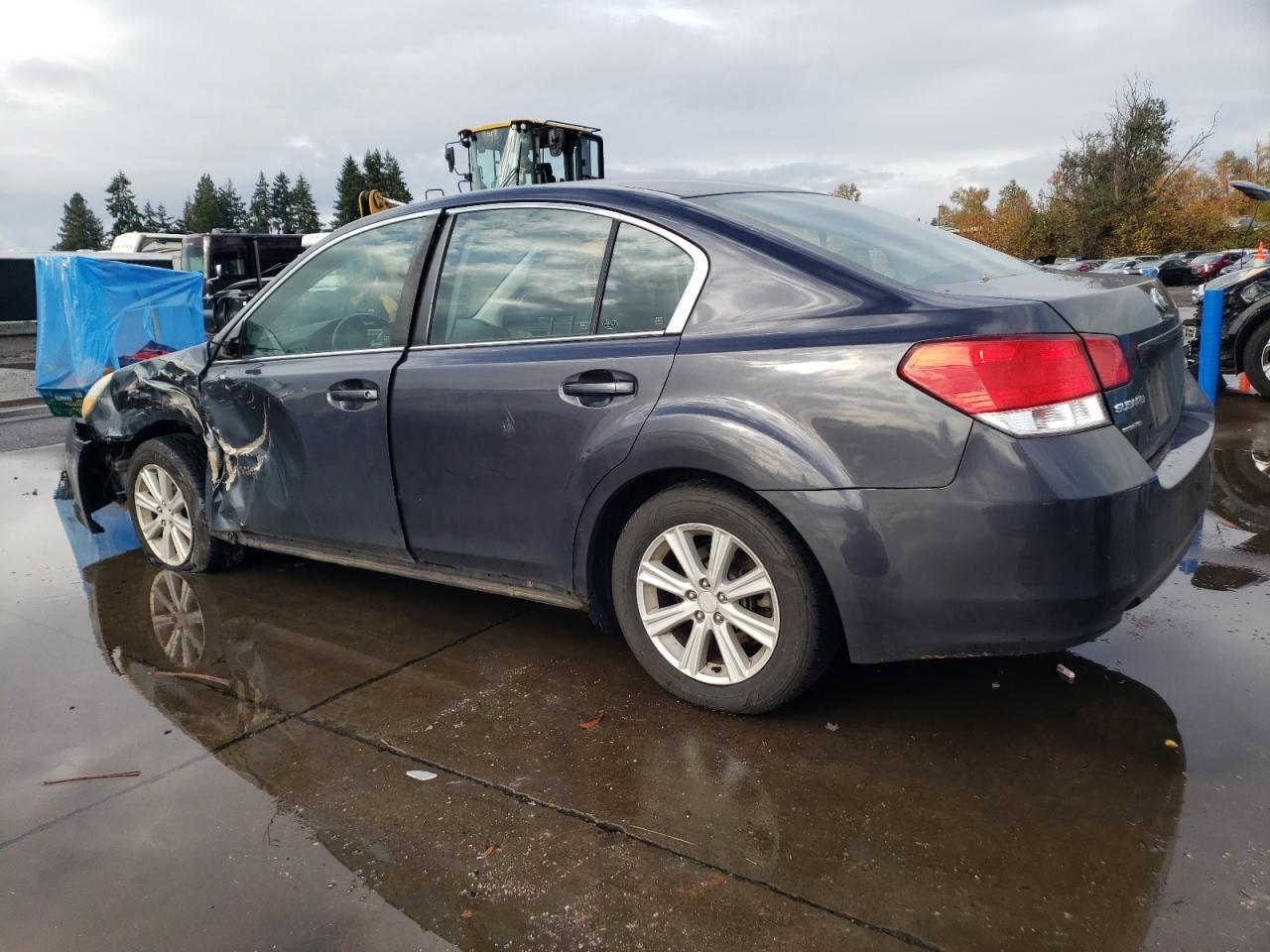 2010 SUBARU Legacy