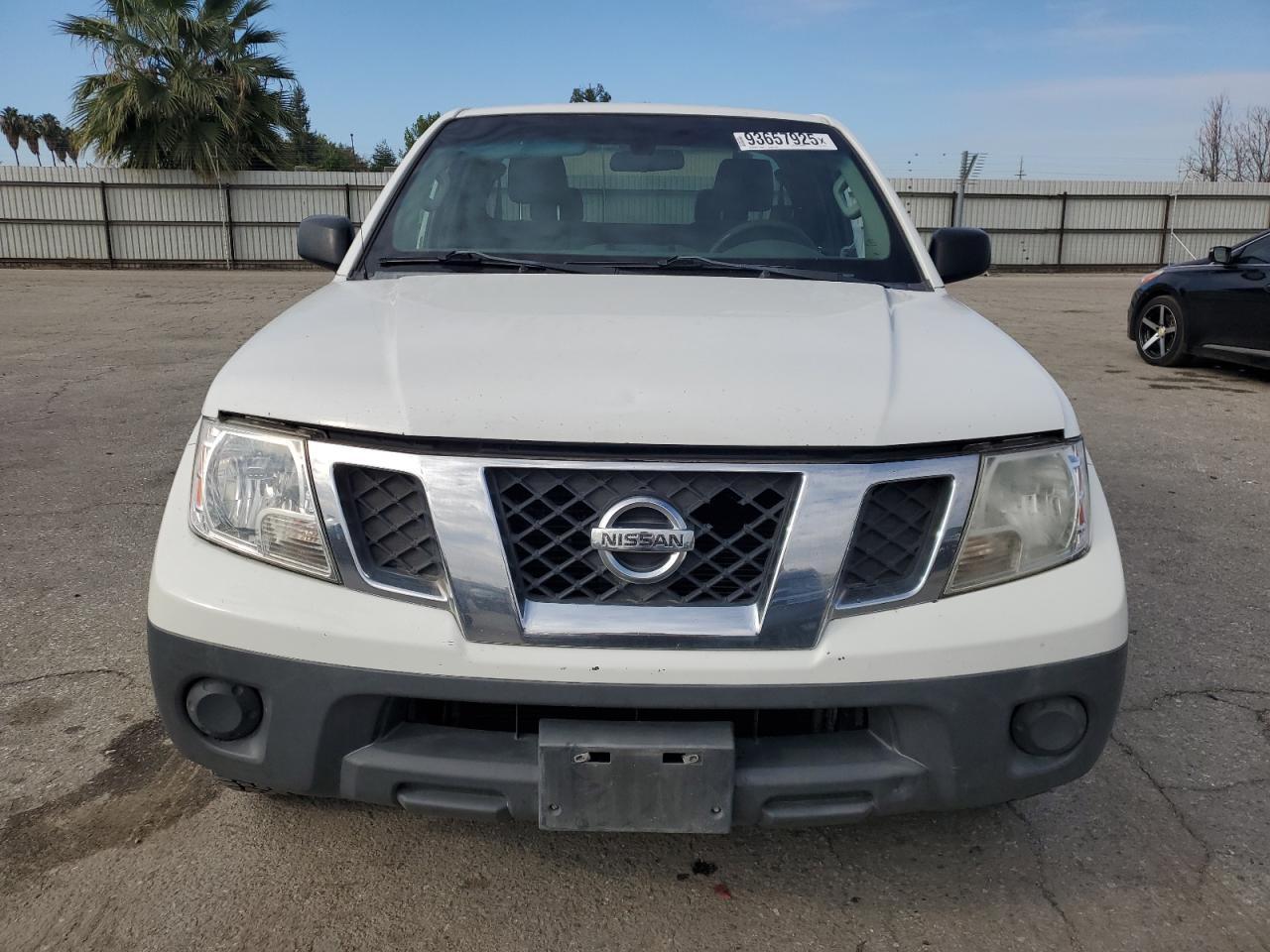 2015 NISSAN Frontier