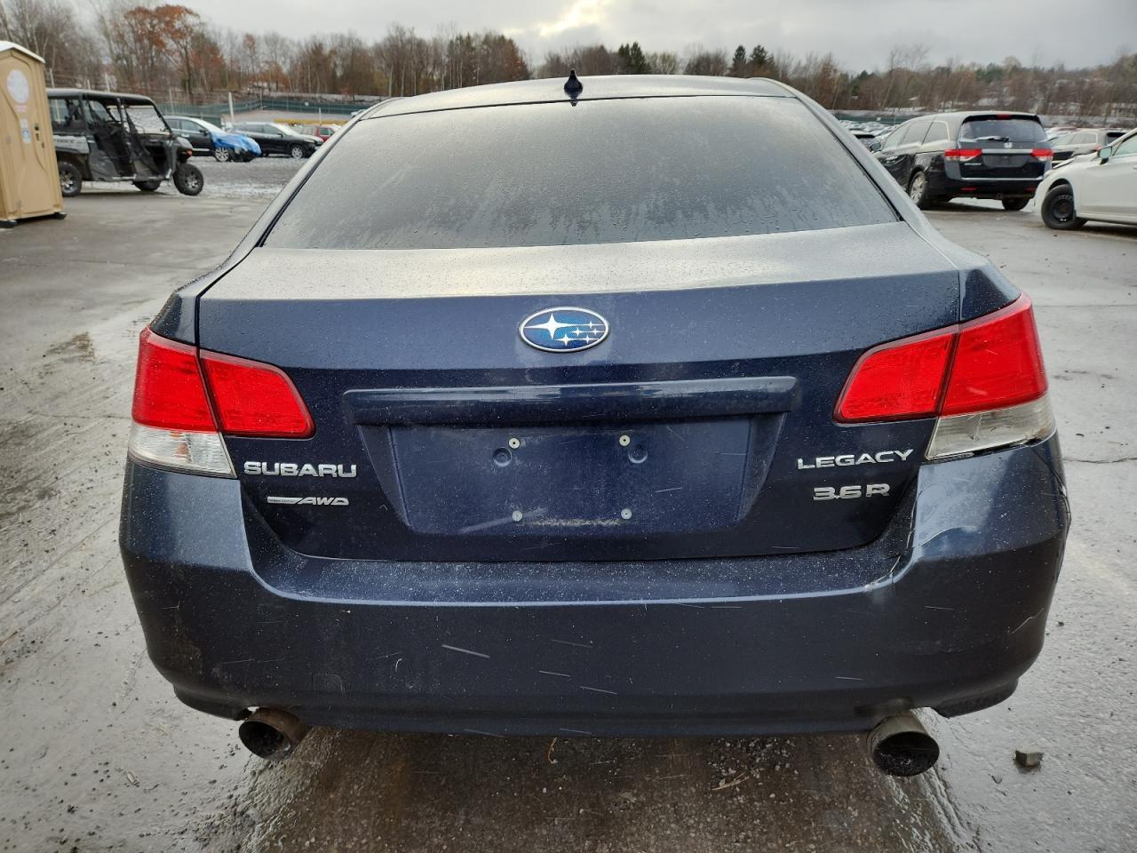 2013 SUBARU Legacy
