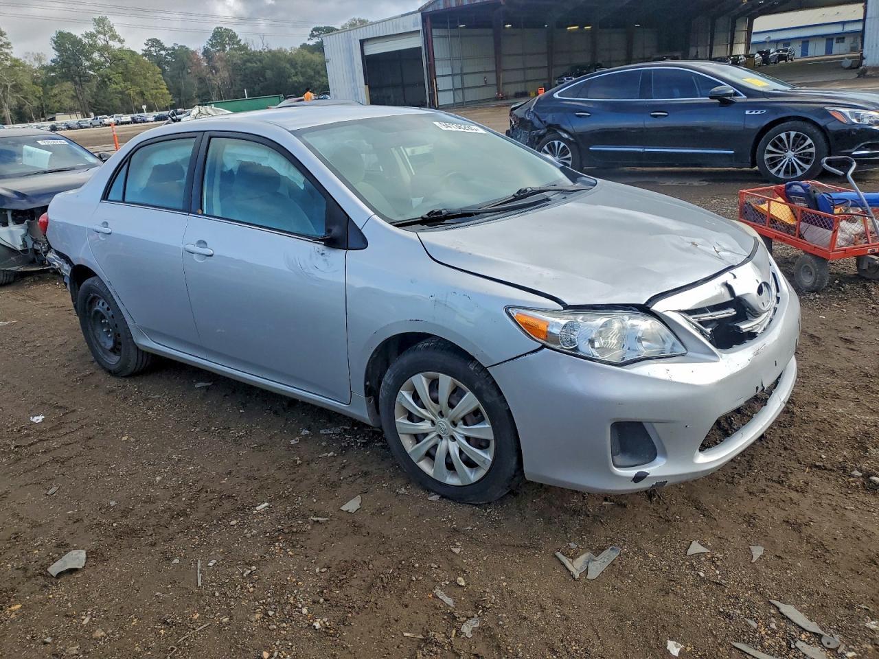 2013 TOYOTA COROLLA