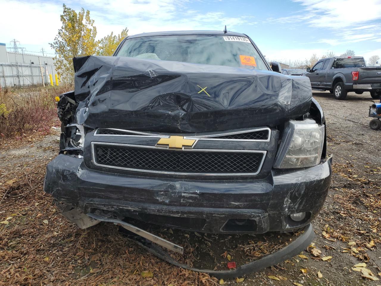 2013 CHEVROLET Suburban
