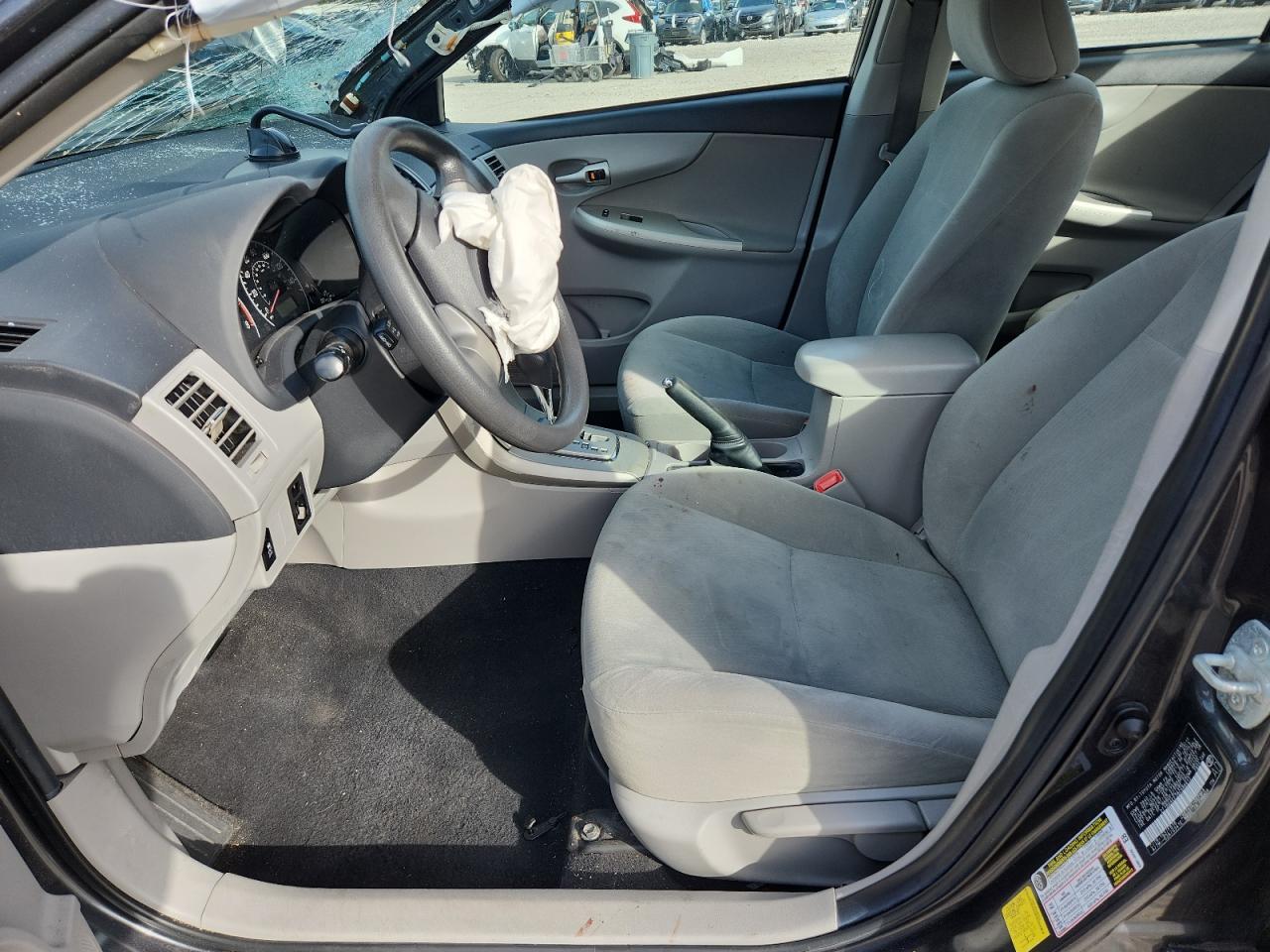 2011 TOYOTA COROLLA