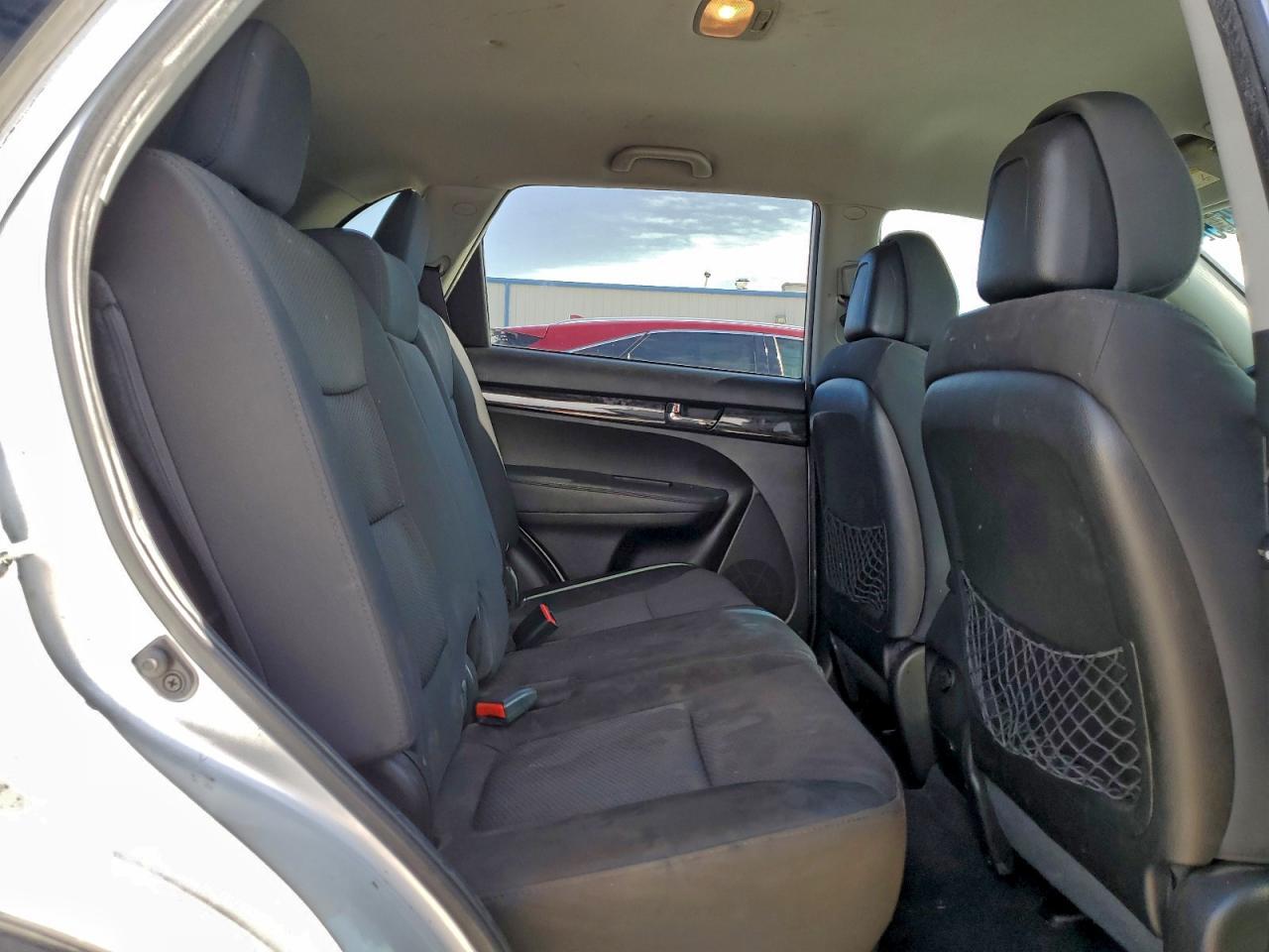 2011 KIA SORENTO
