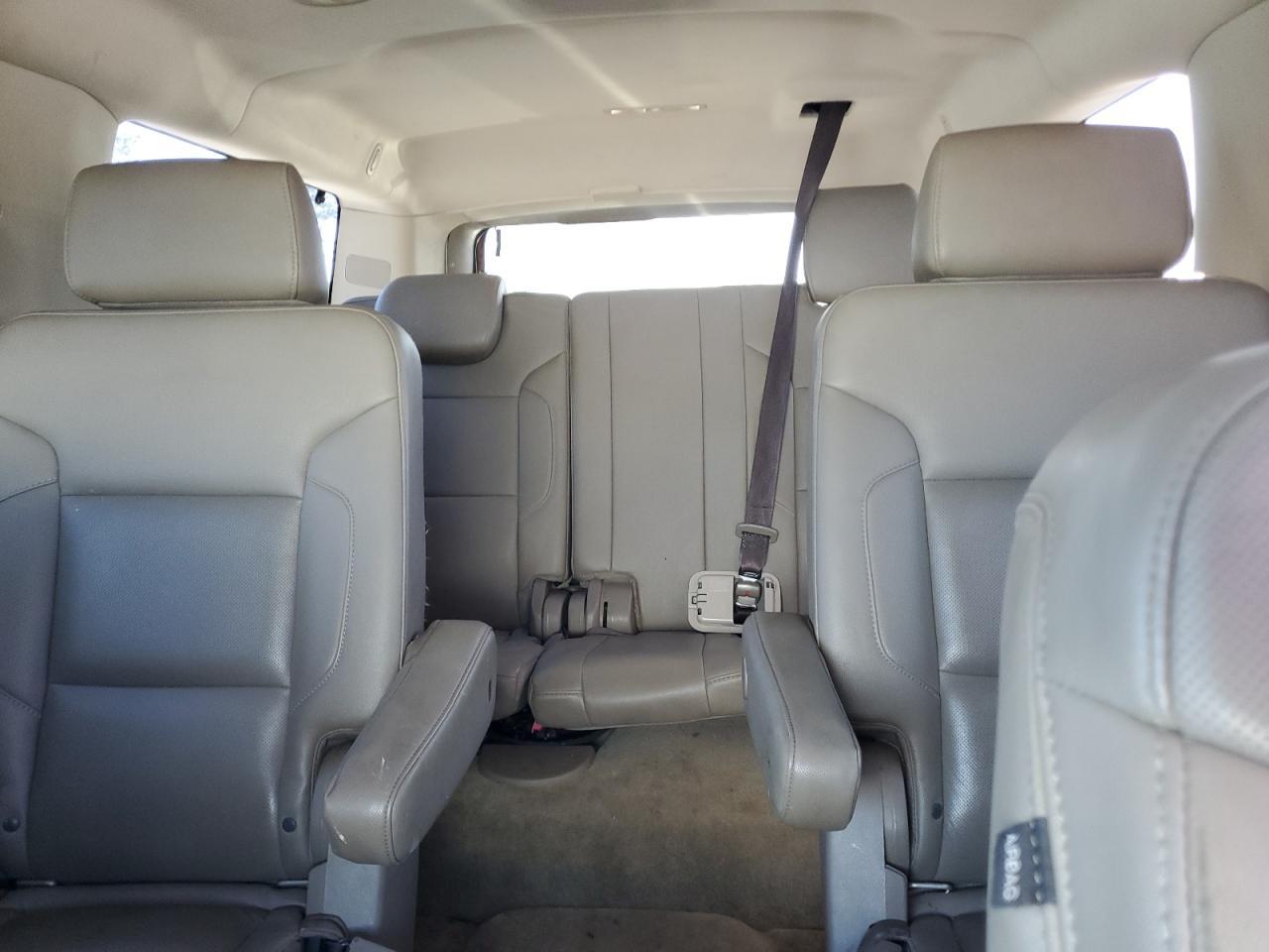 2018 CHEVROLET Suburban
