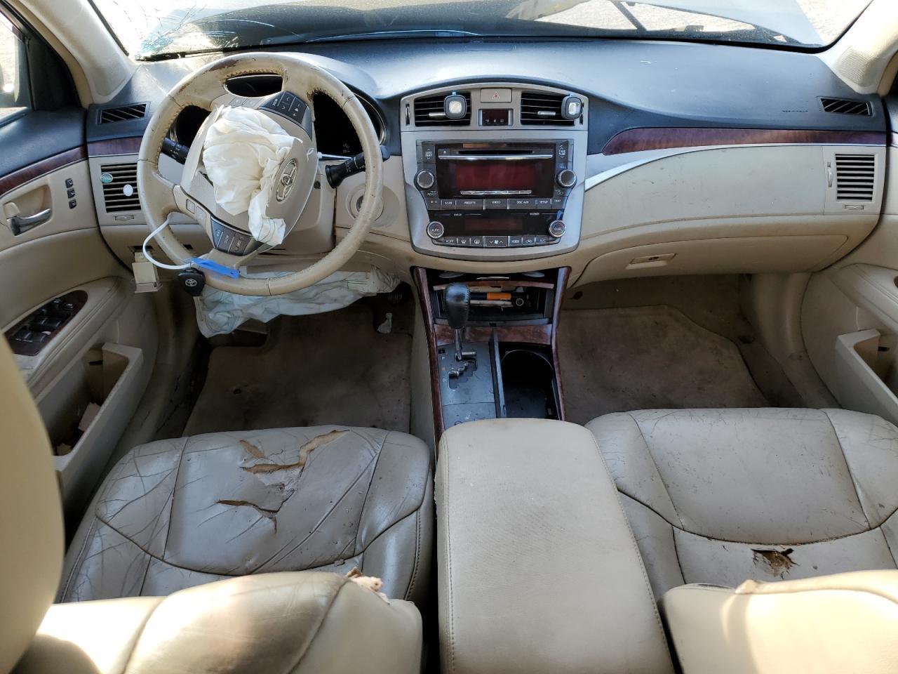 2012 TOYOTA Avalon