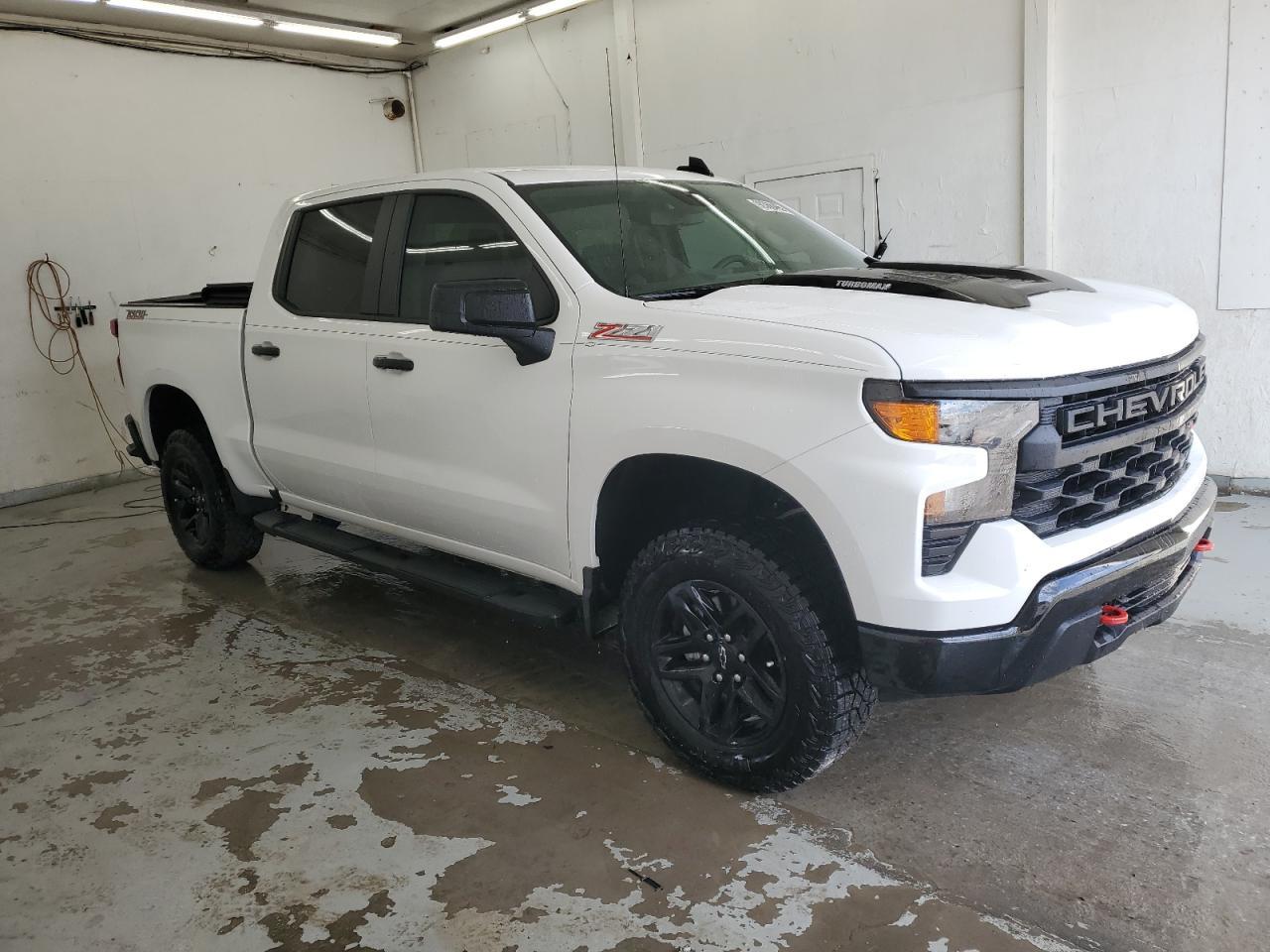 2025 CHEVROLET Silverado