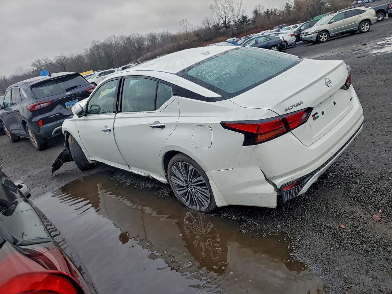 2024 NISSAN ALTIMA