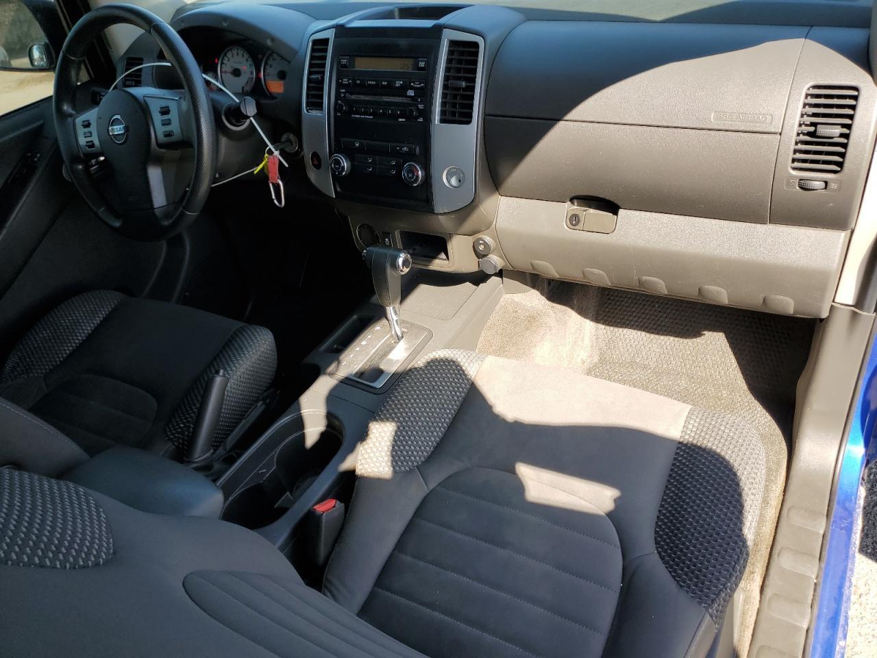 2012 NISSAN Frontier