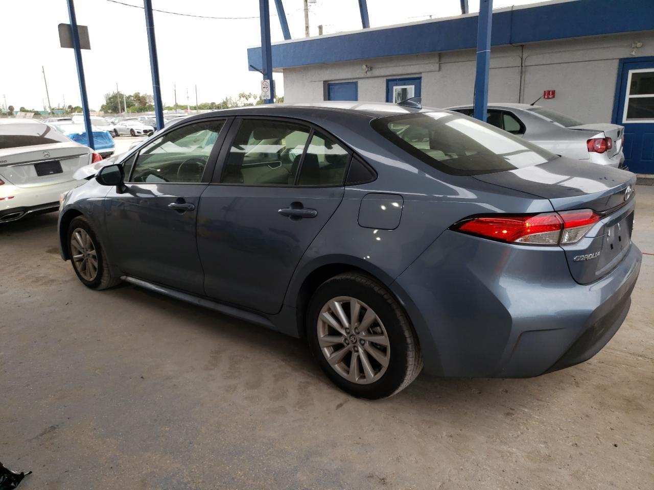 2025 TOYOTA COROLLA