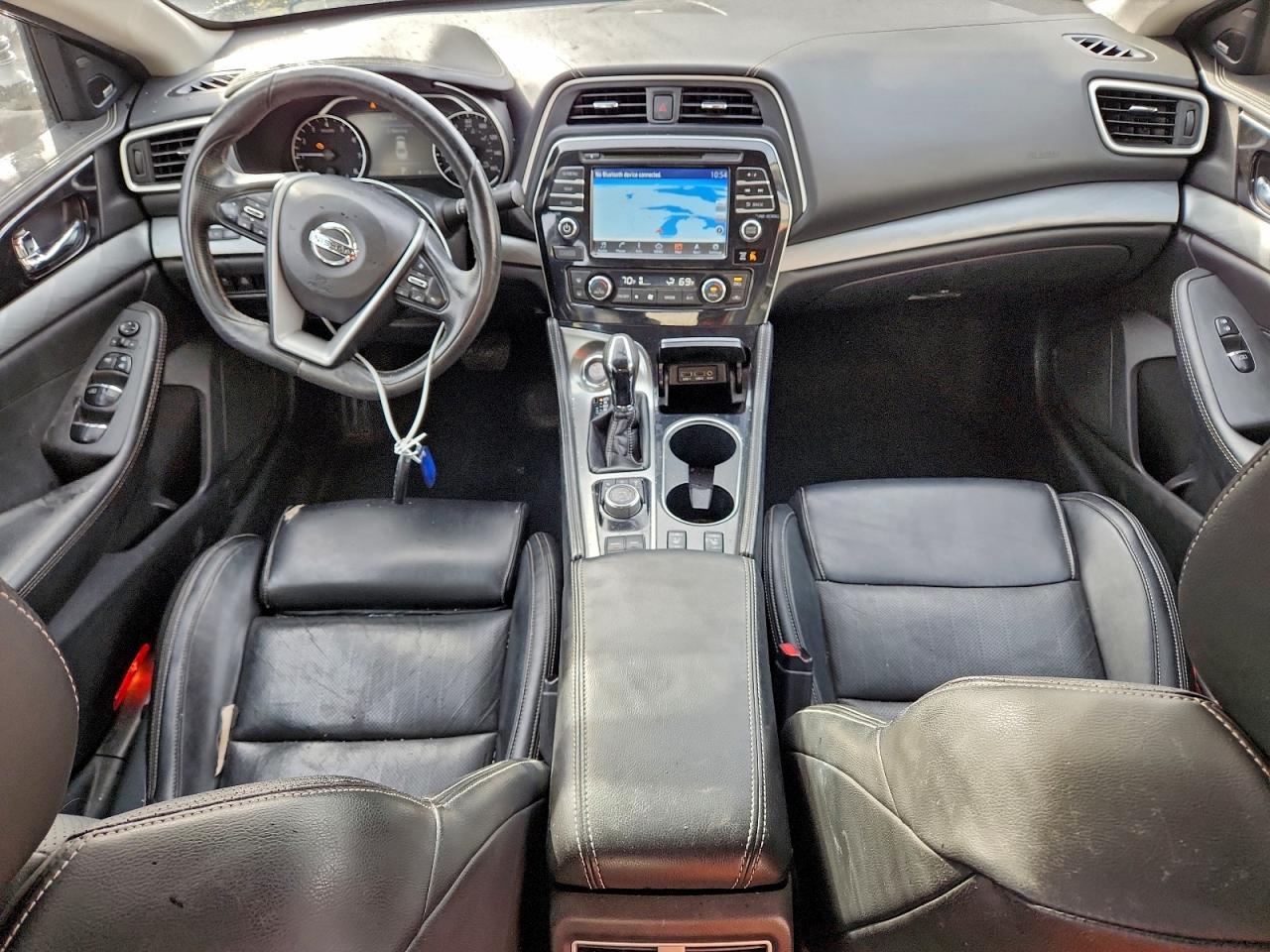 2017 NISSAN Maxima