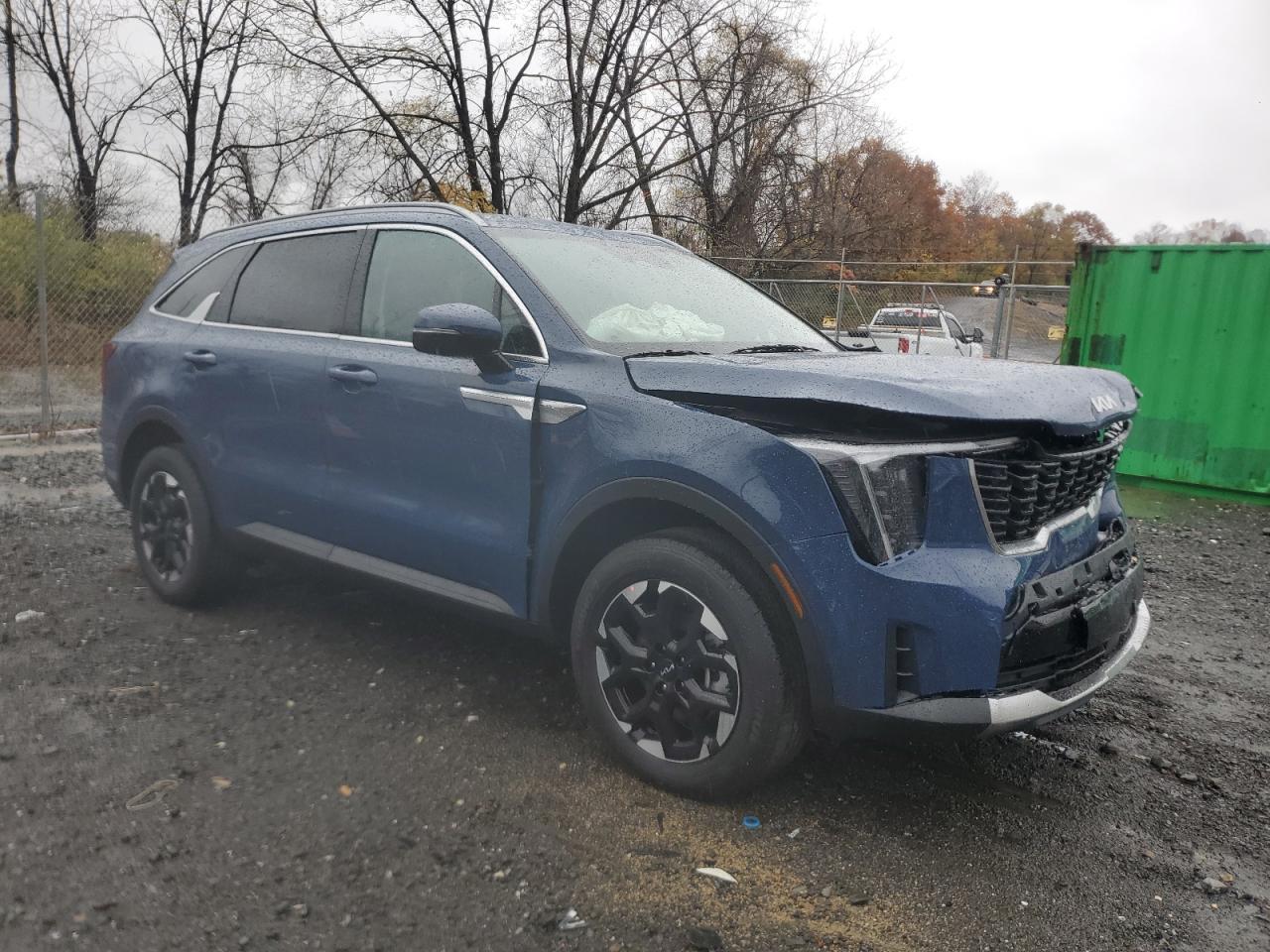 2025 KIA SORENTO