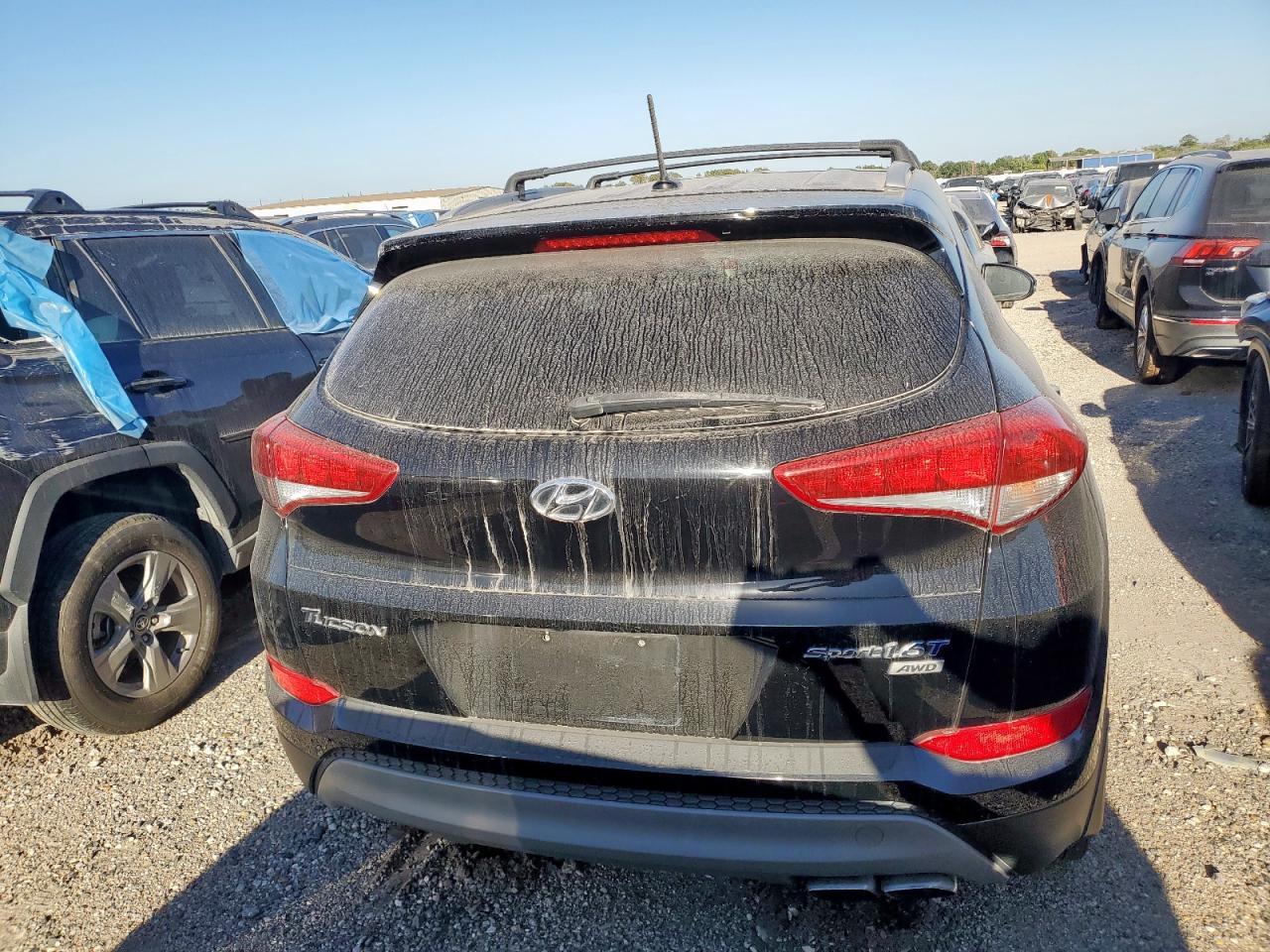 2017 HYUNDAI TUCSON