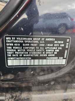 2017 VOLKSWAGEN Passat