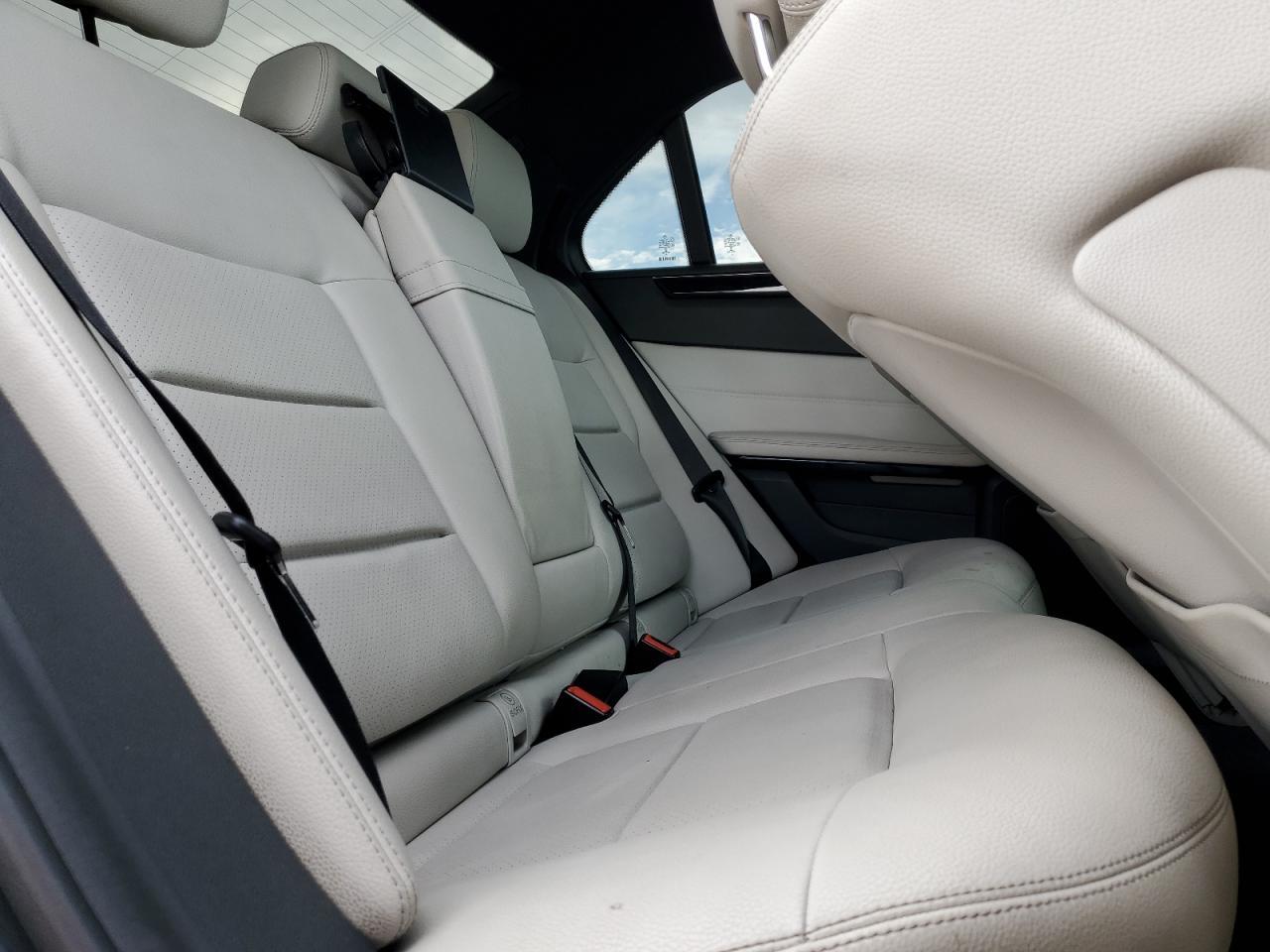 2016 MERCEDES-BENZ E-Class