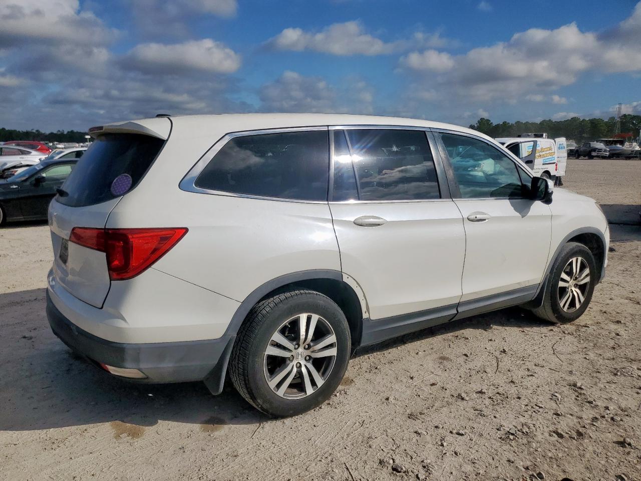 2016 HONDA PILOT