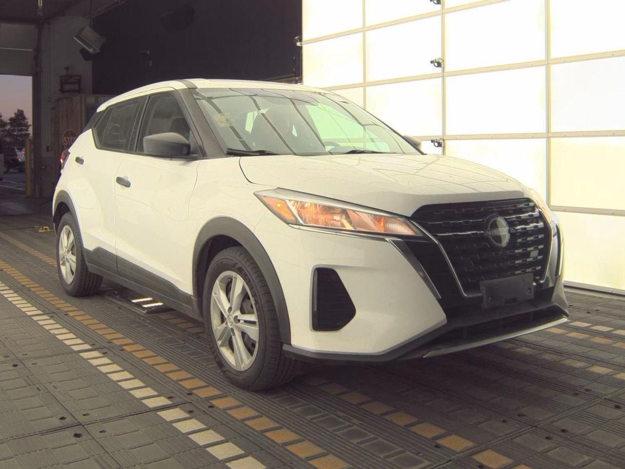 2022 NISSAN KICKS