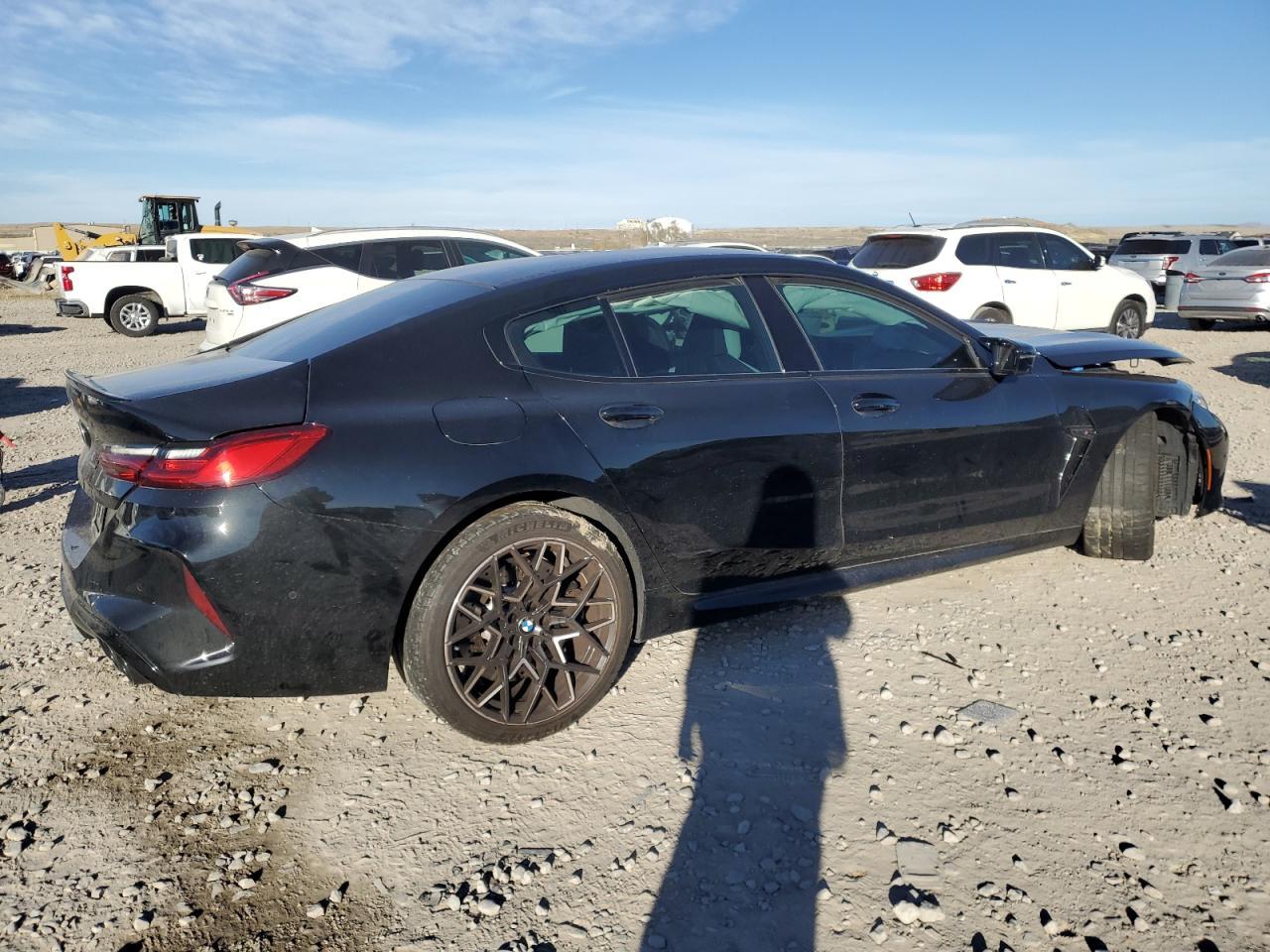 2025 BMW M8