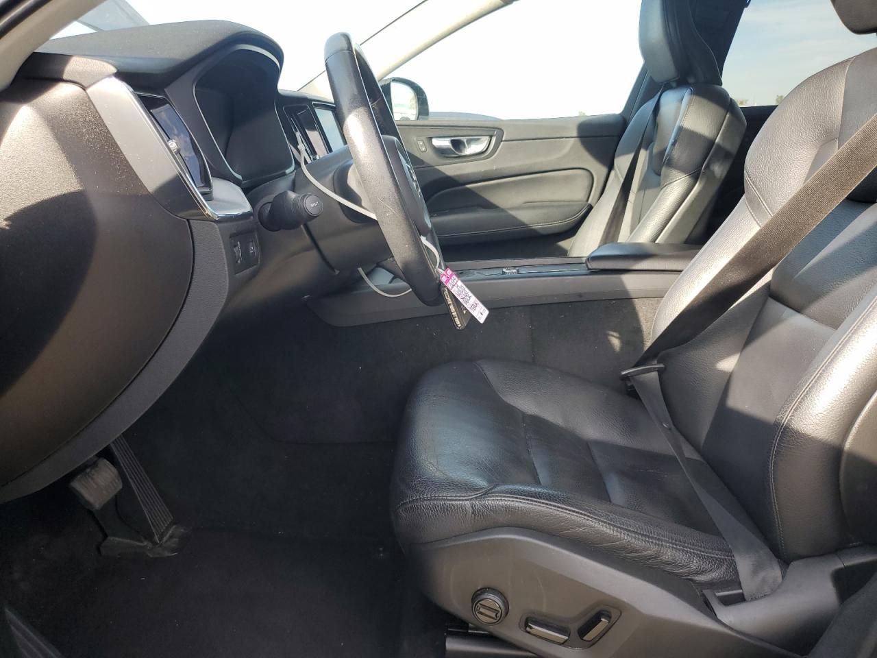 2019 VOLVO XC60