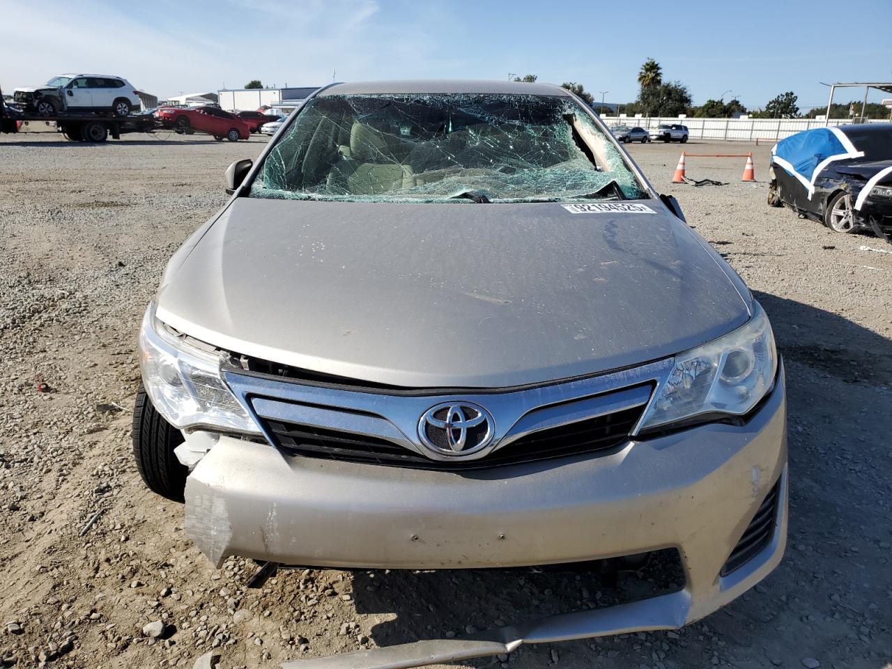 2014 TOYOTA CAMRY