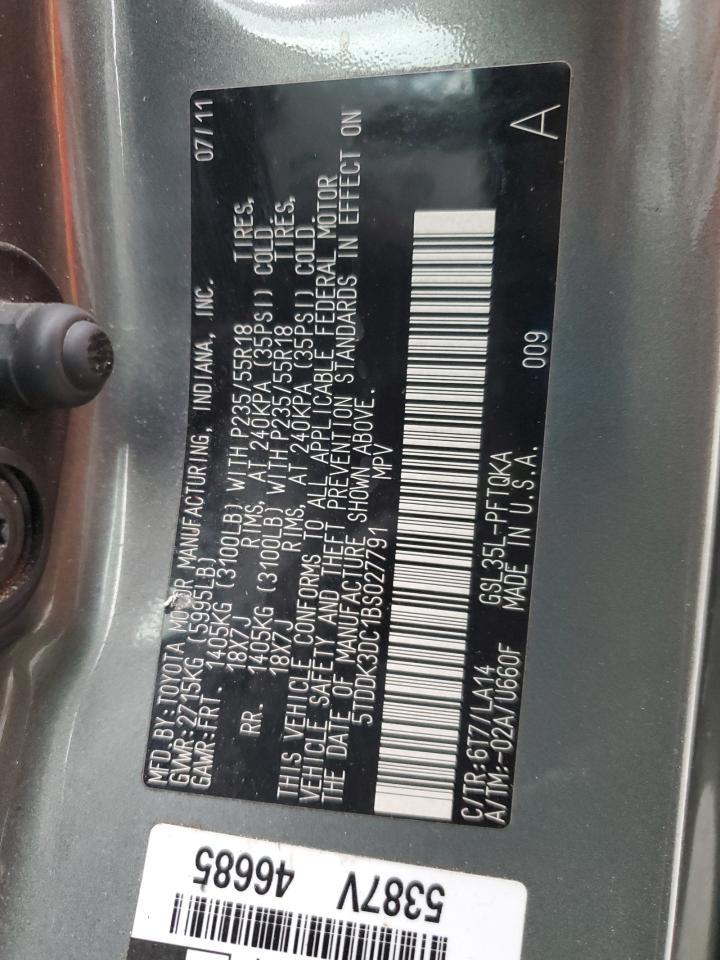 2011 TOYOTA SIENNA
