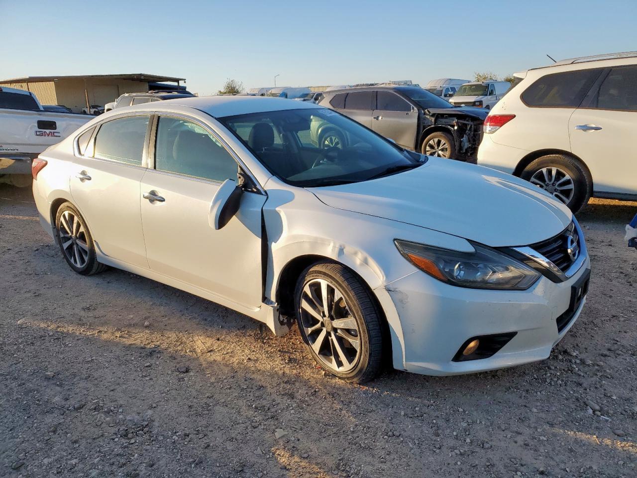 2017 NISSAN ALTIMA