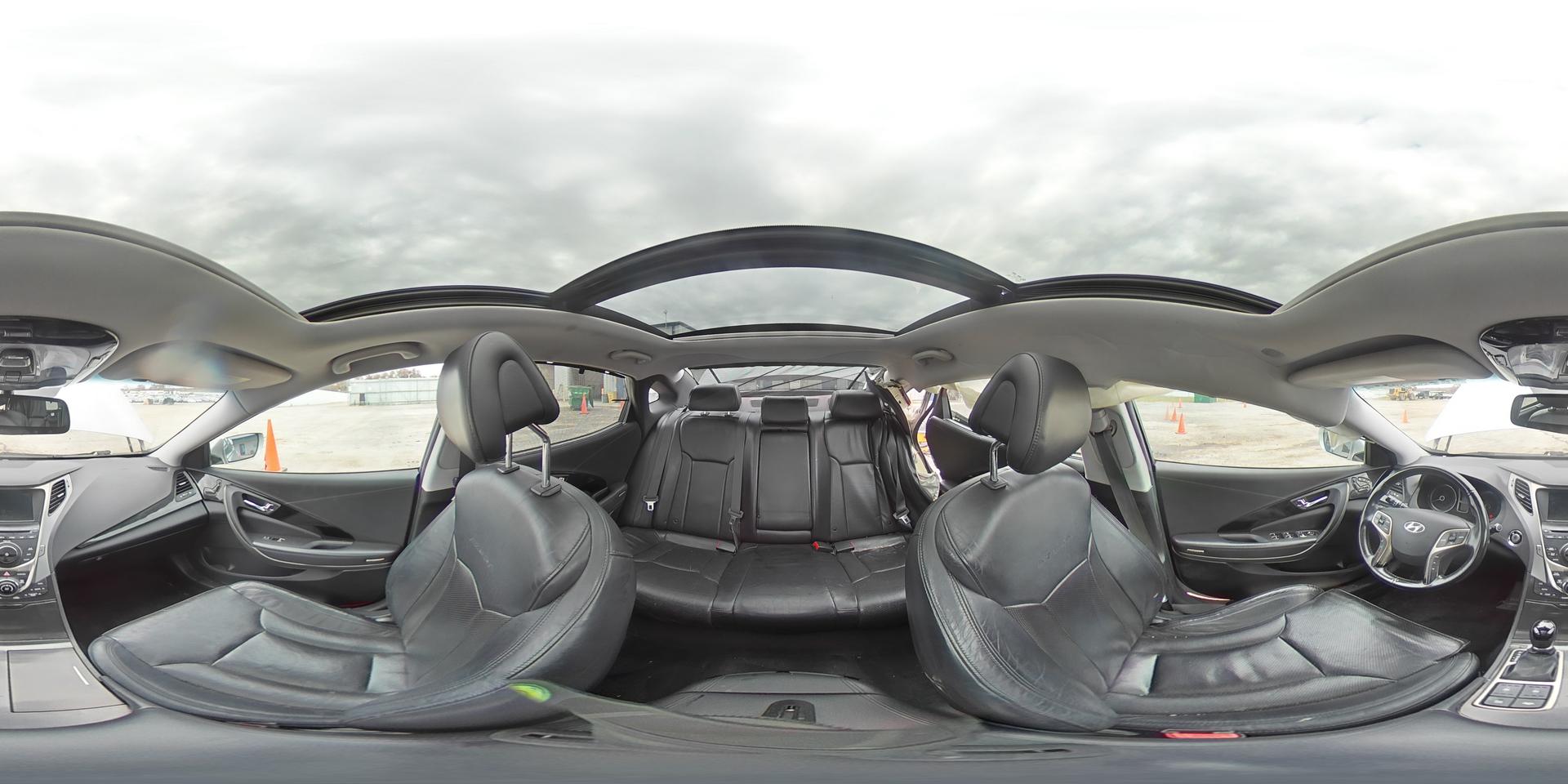 2012 HYUNDAI Azera