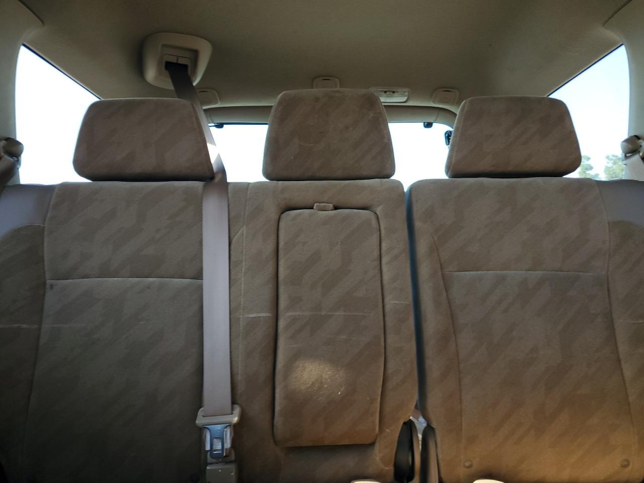 2004 HONDA CR-V