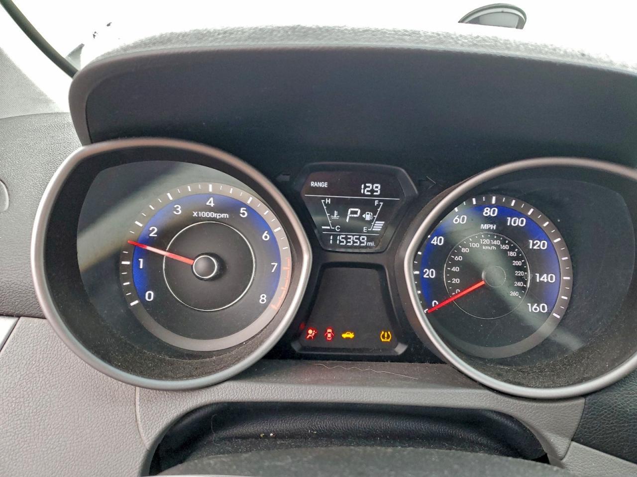 2016 HYUNDAI ELANTRA