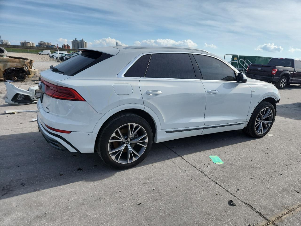 2021 AUDI Q8