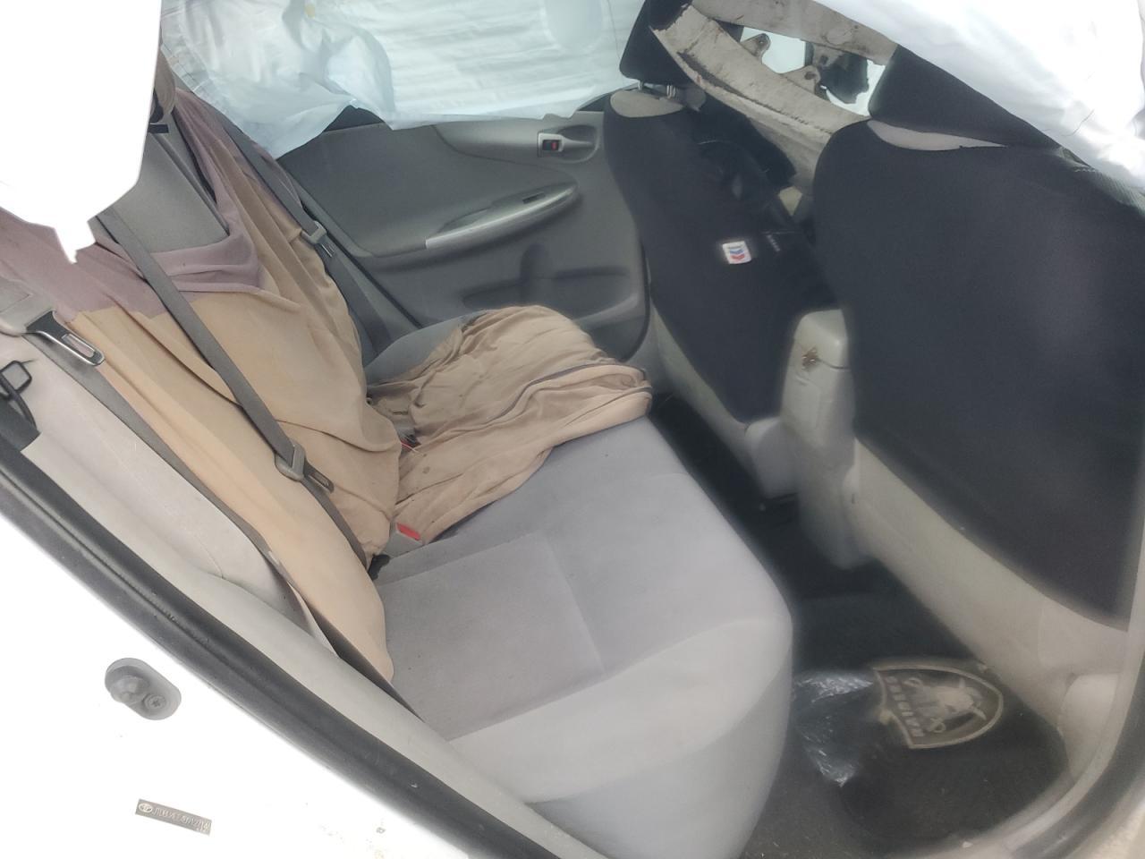 2011 TOYOTA COROLLA