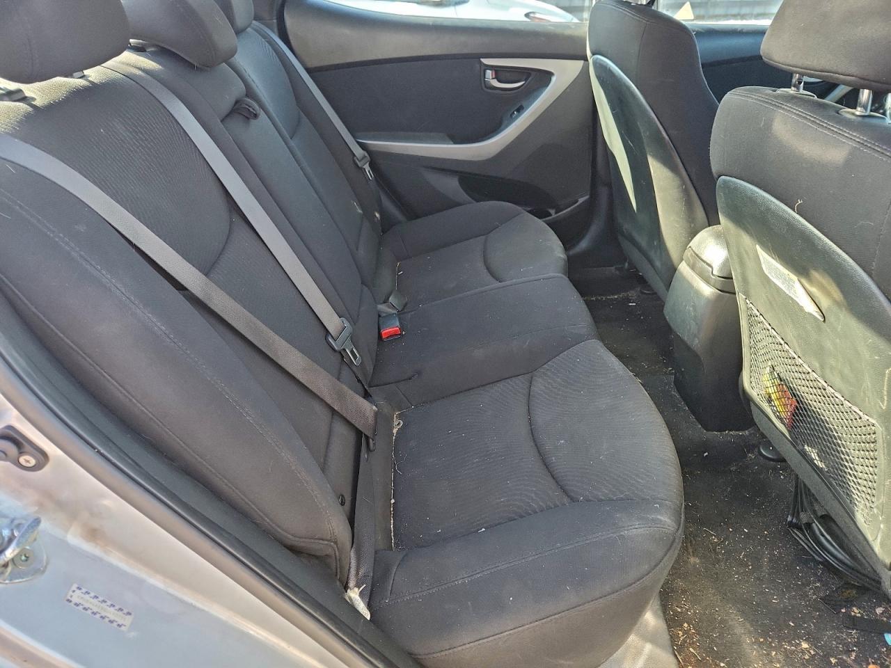 2016 HYUNDAI ELANTRA